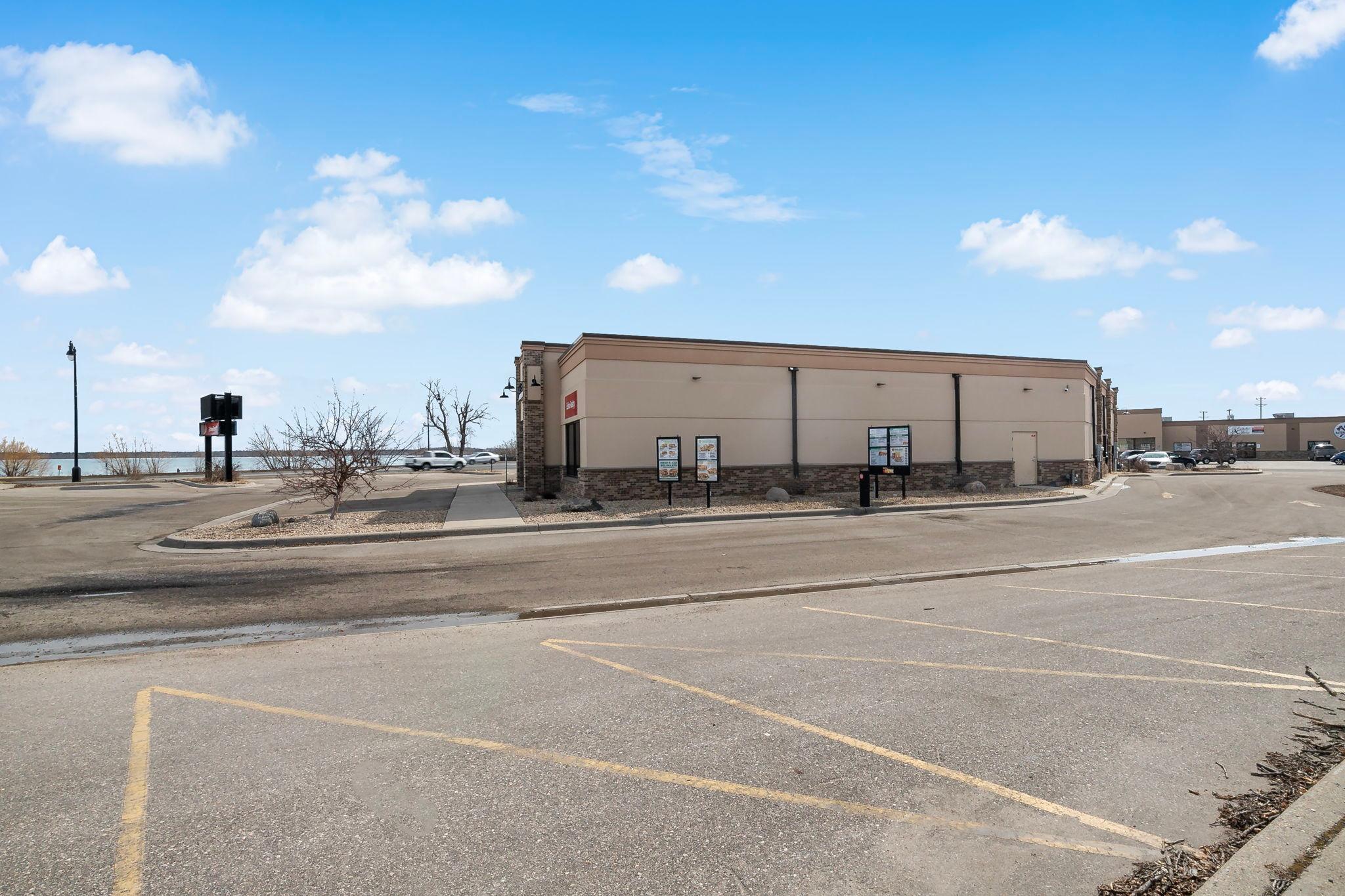 main property photo 18