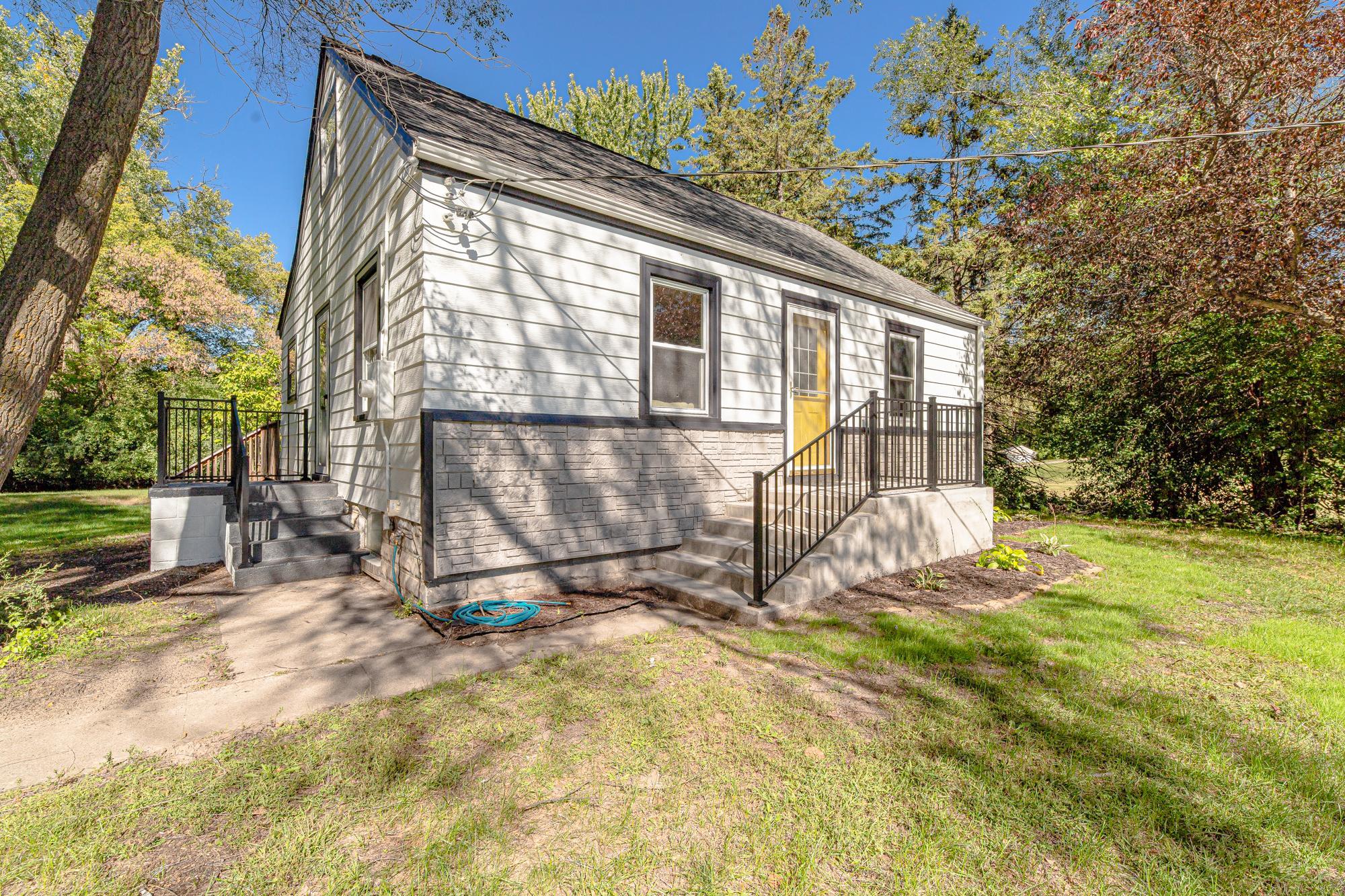 main property photo 47