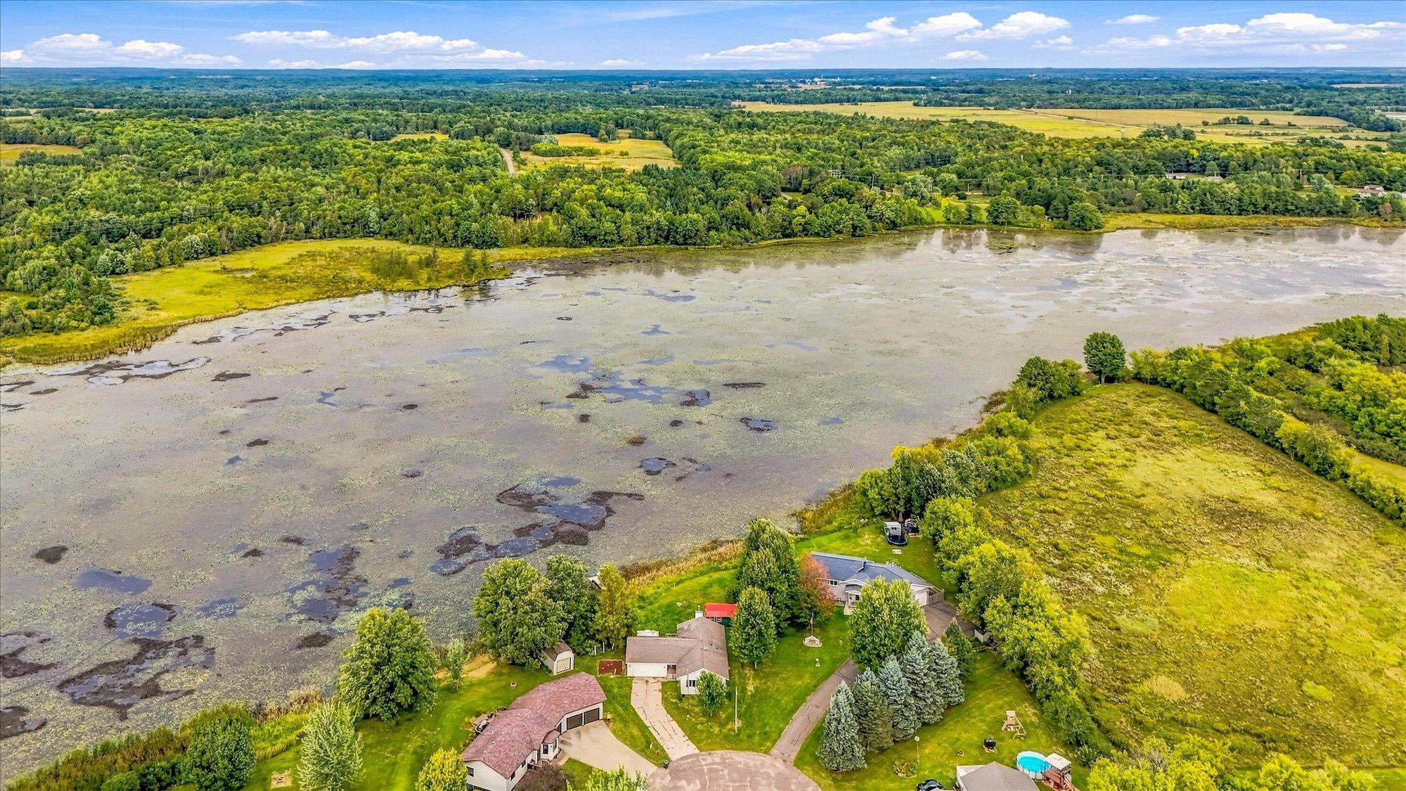 main property photo 33