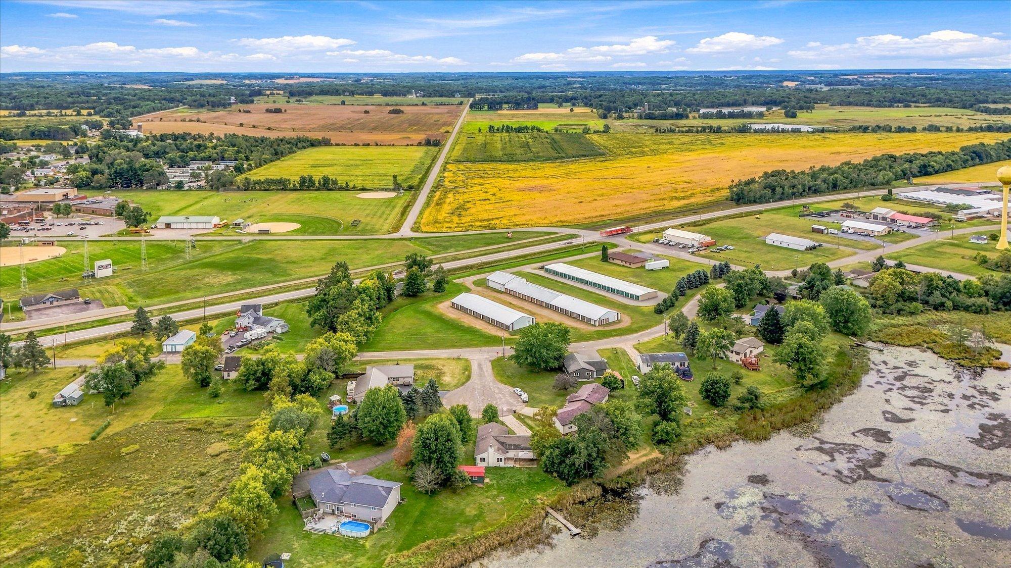 main property photo 34