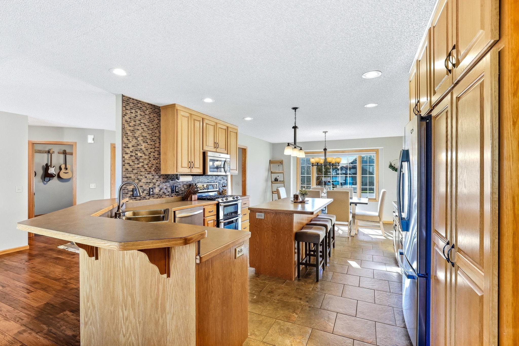 main property photo 7