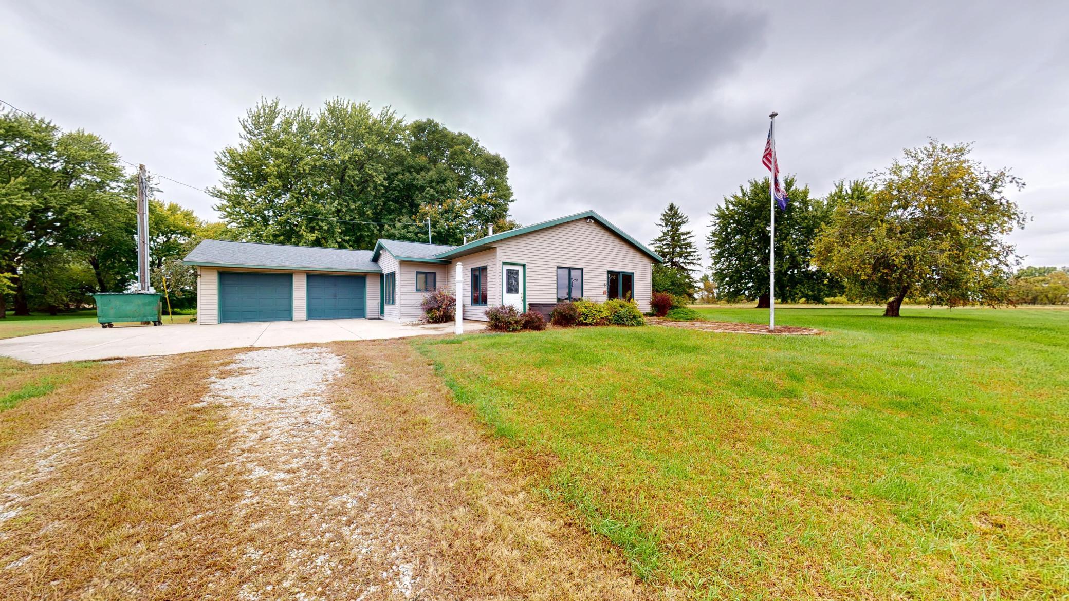 main property photo 26