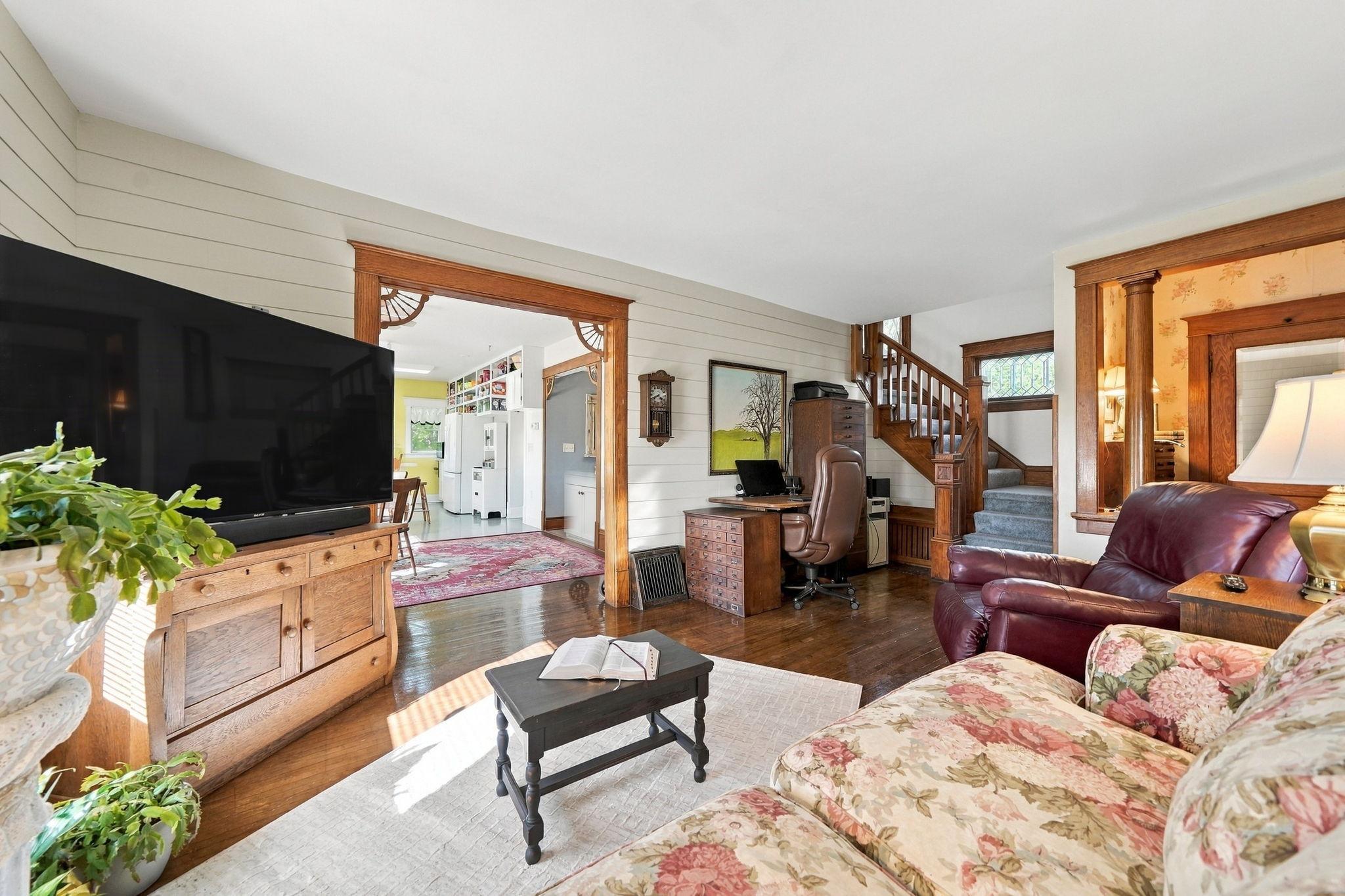main property photo 15