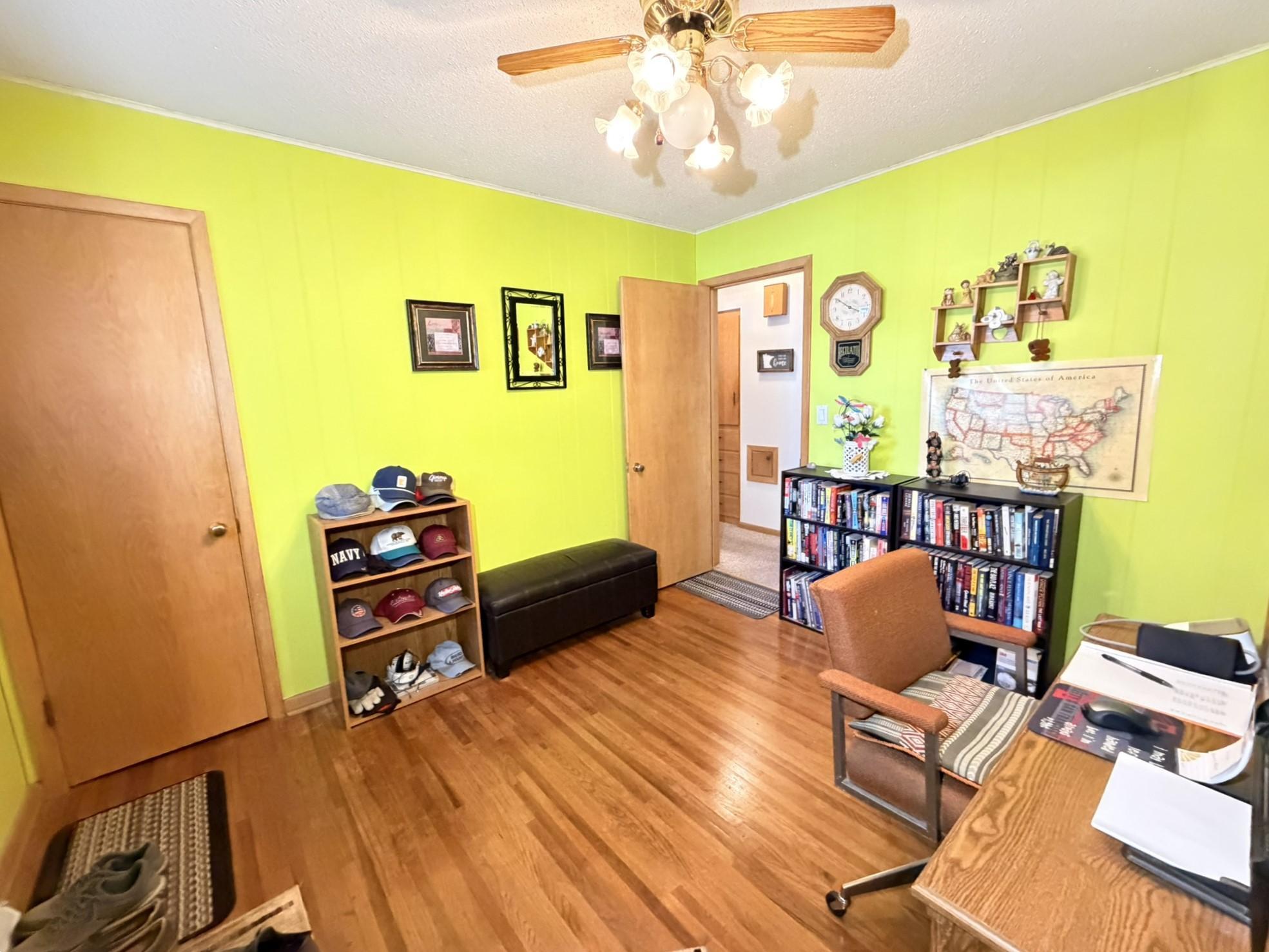 main property photo 15