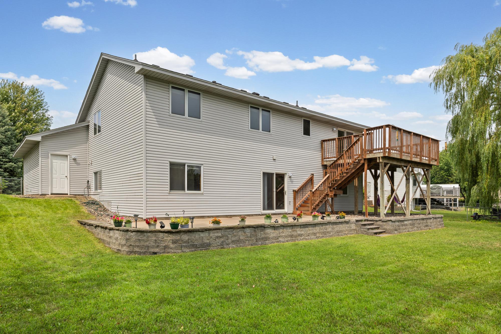 main property photo 37