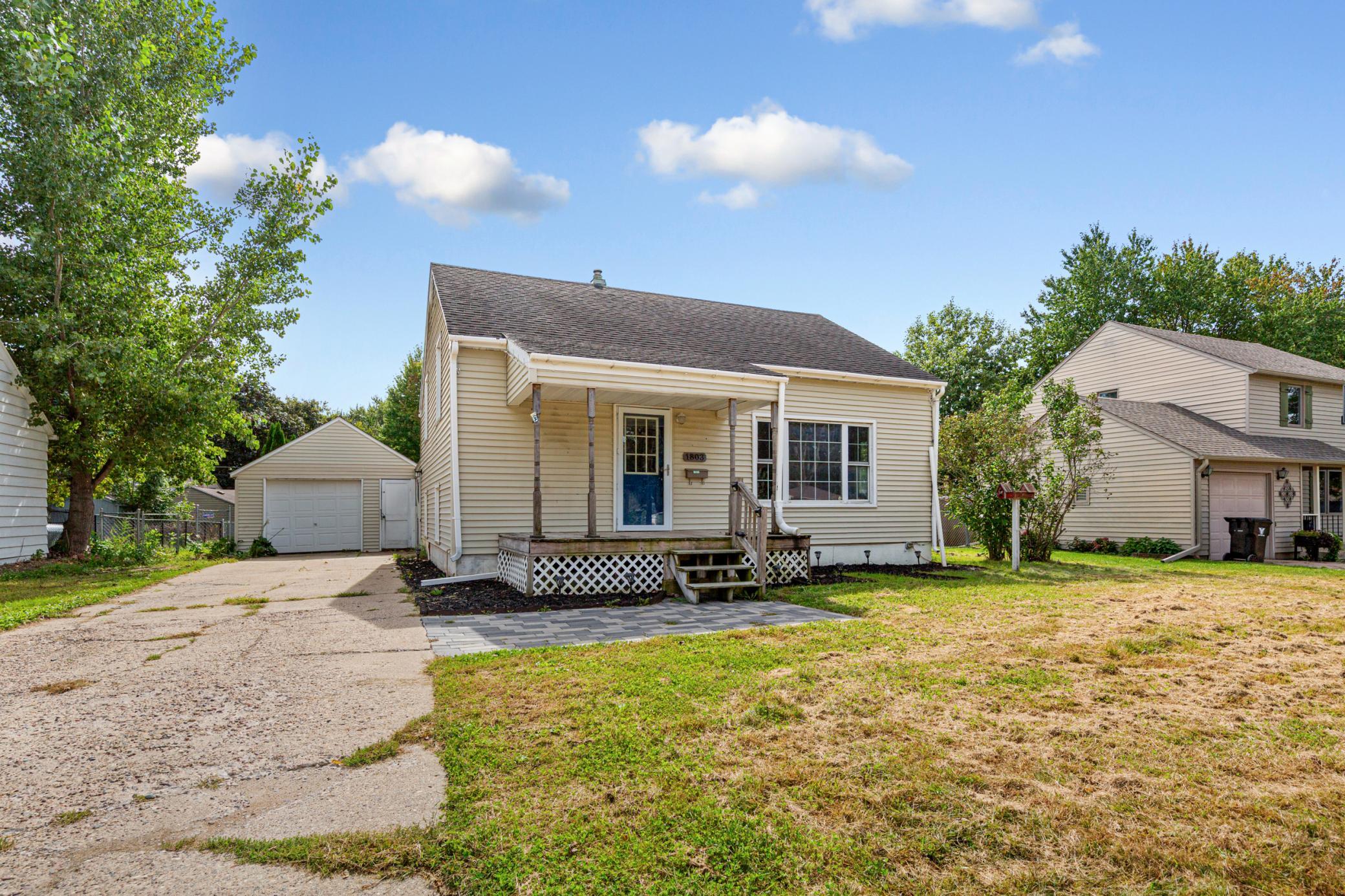 main property photo 1