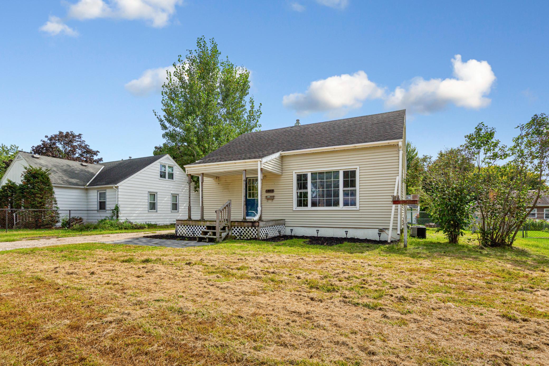 main property photo 21