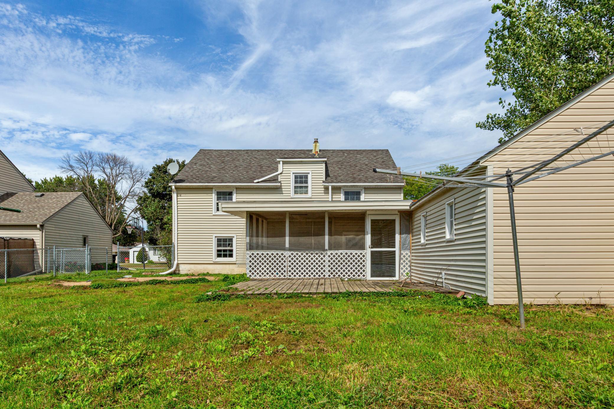 main property photo 22