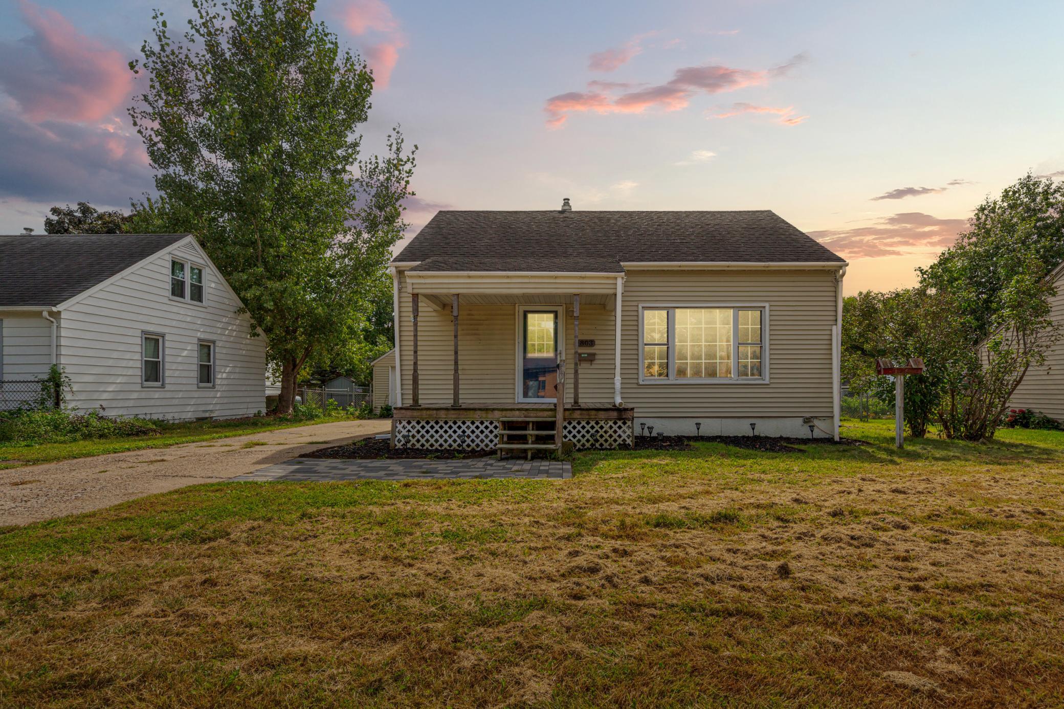 main property photo 26