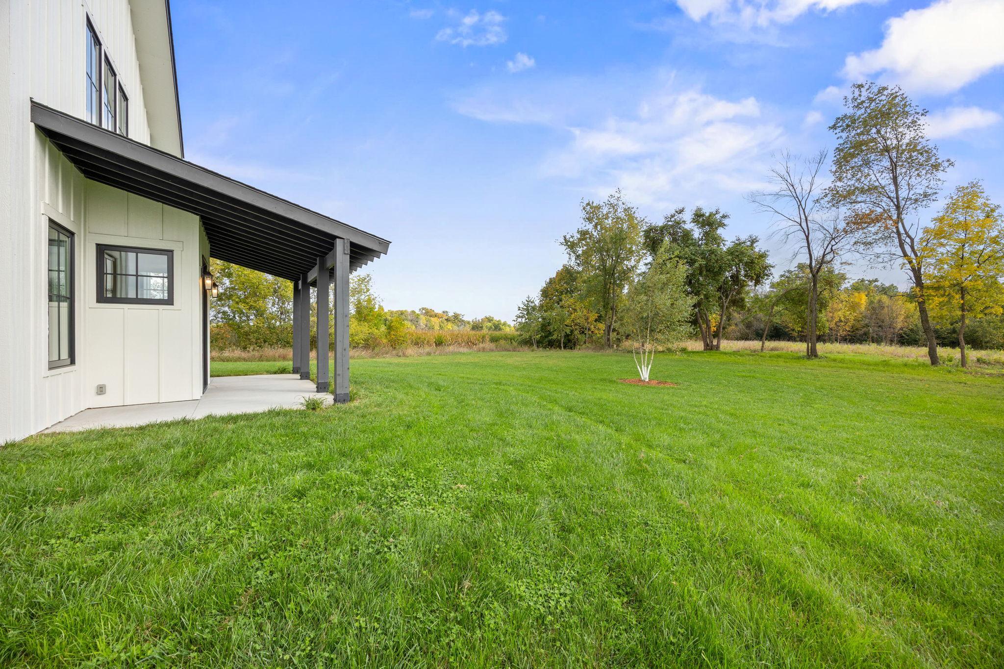 main property photo 50