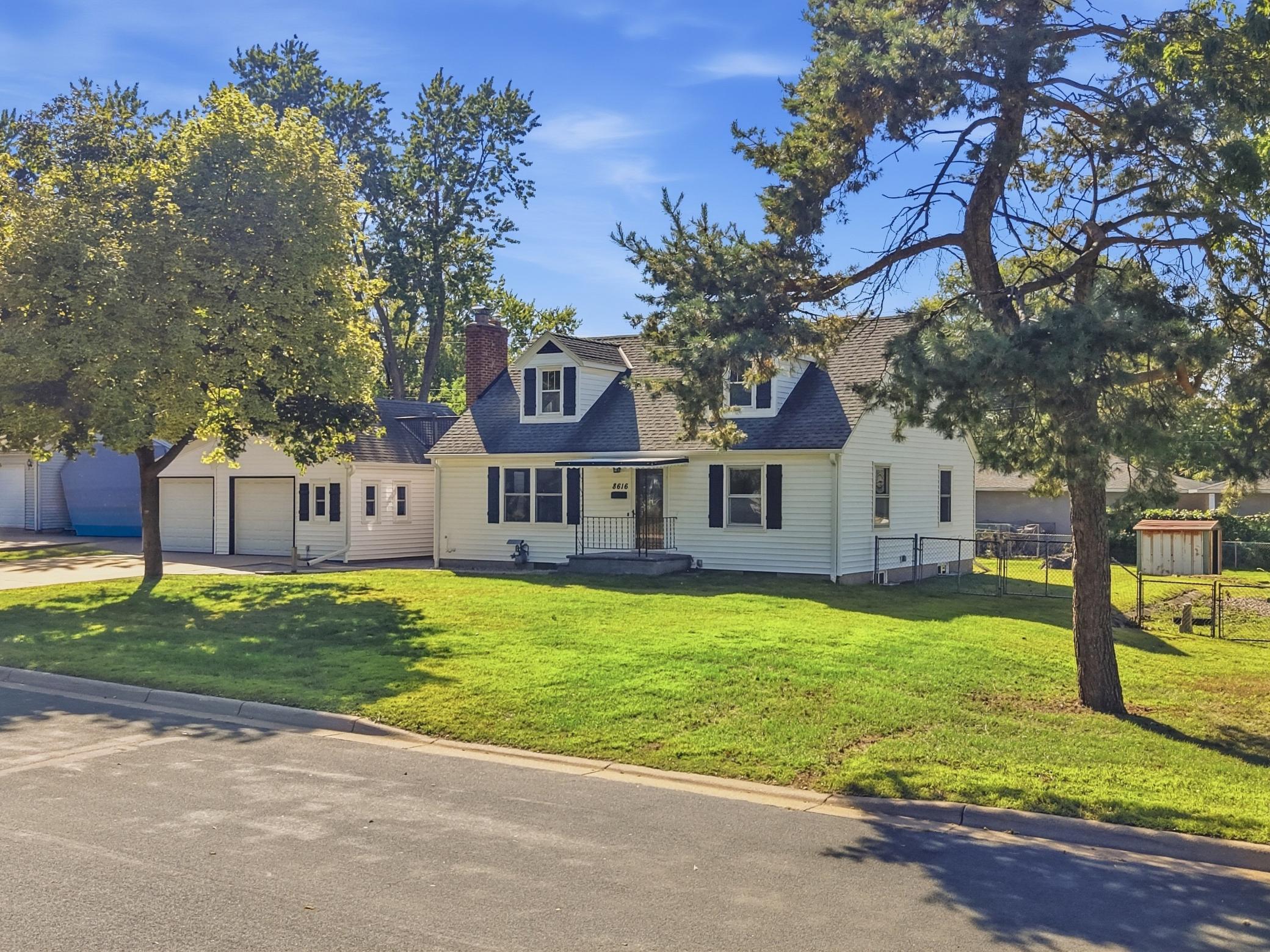 main property photo 77