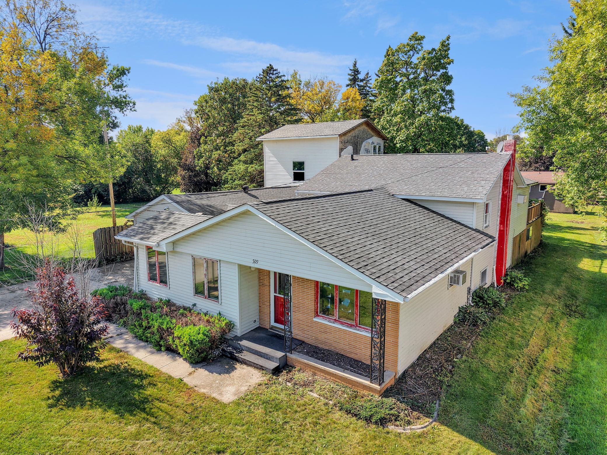 main property photo 1