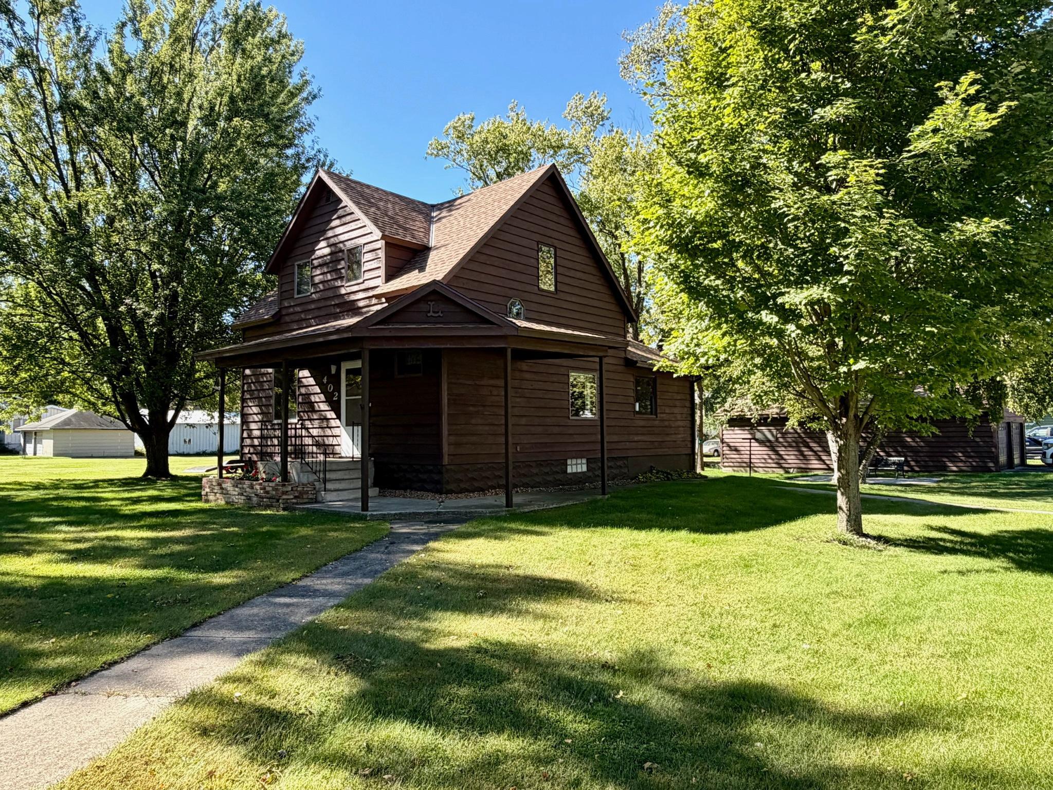 main property photo 38
