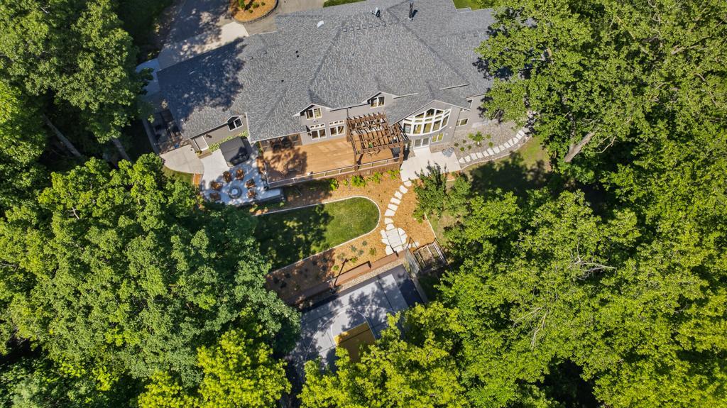 main property photo 134