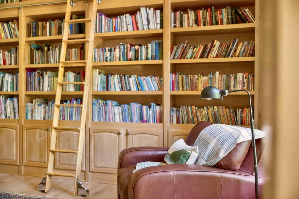 main property photo 17