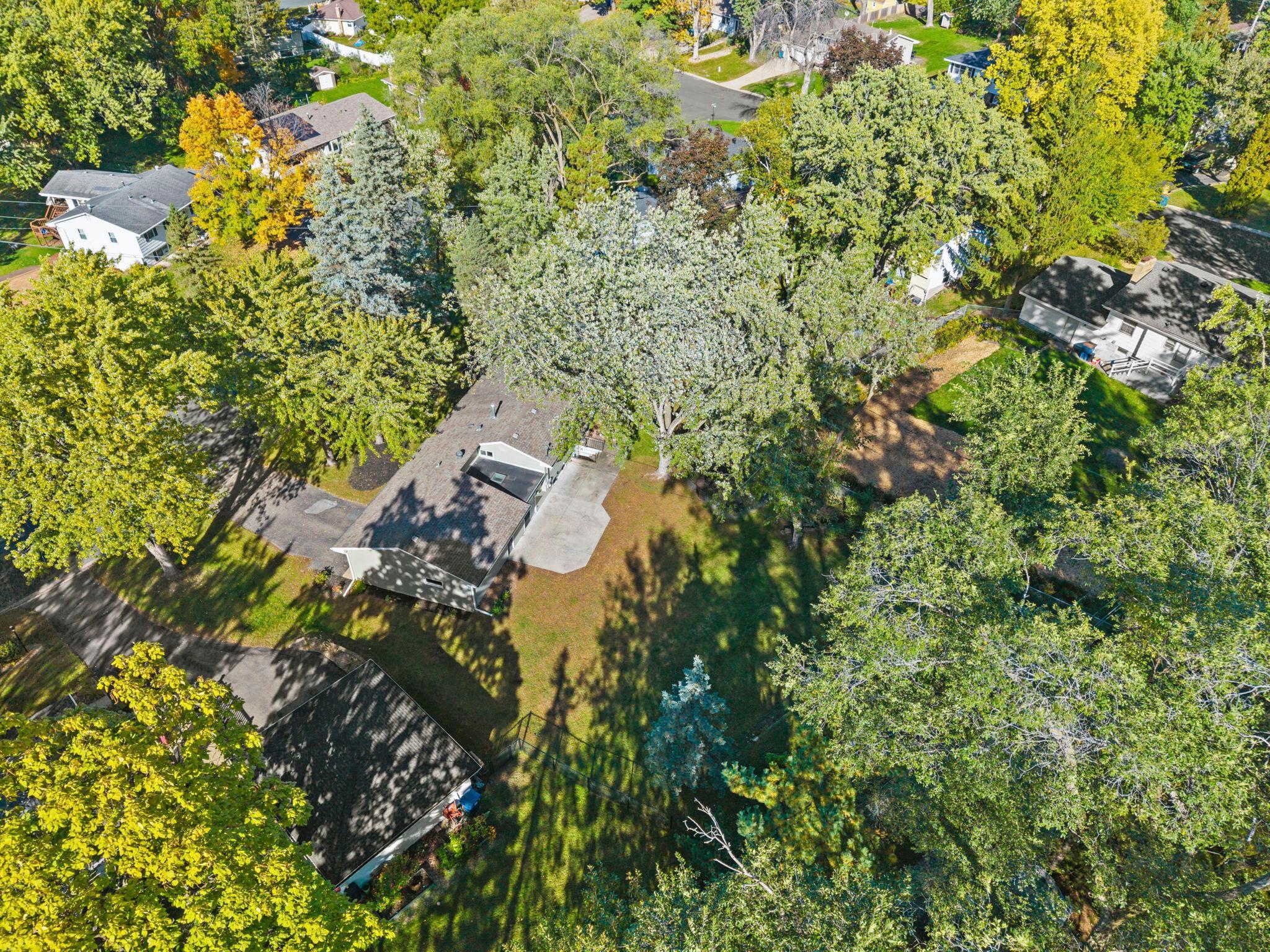 main property photo 50