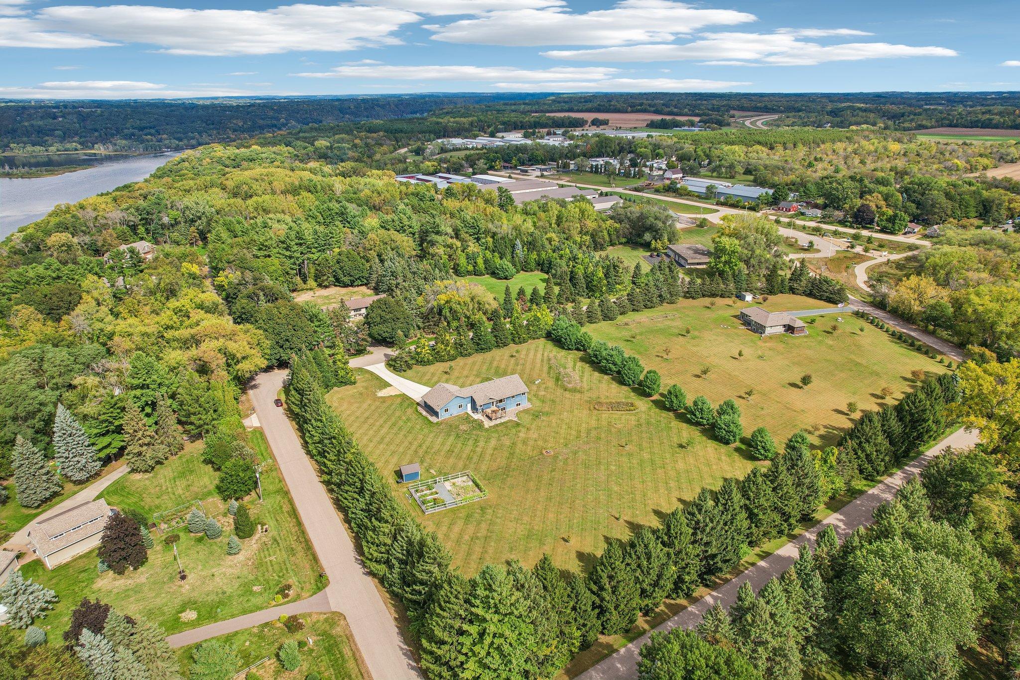 main property photo 45
