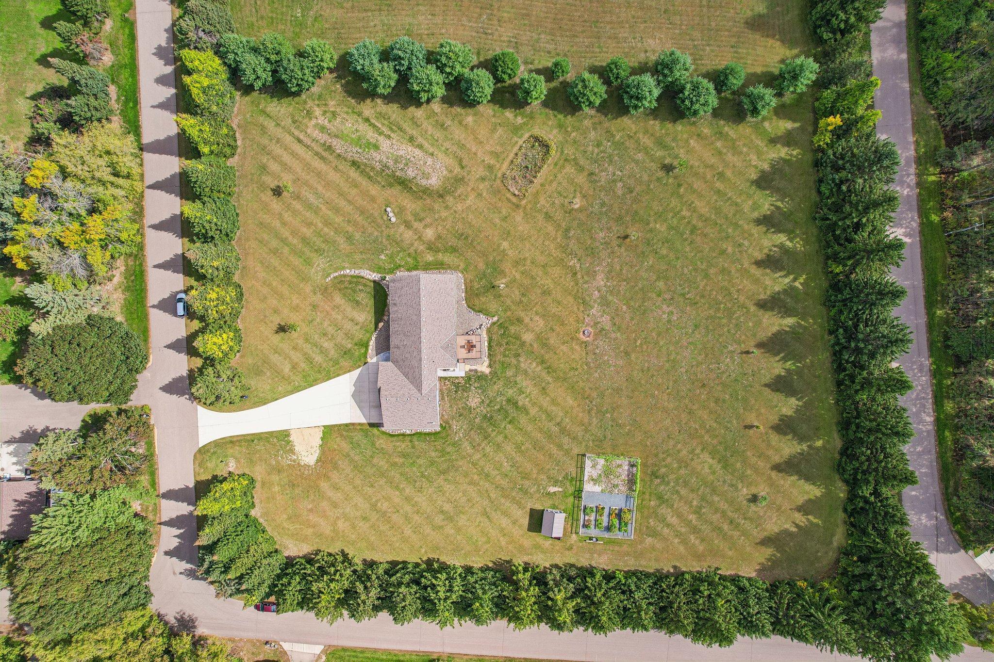 main property photo 48