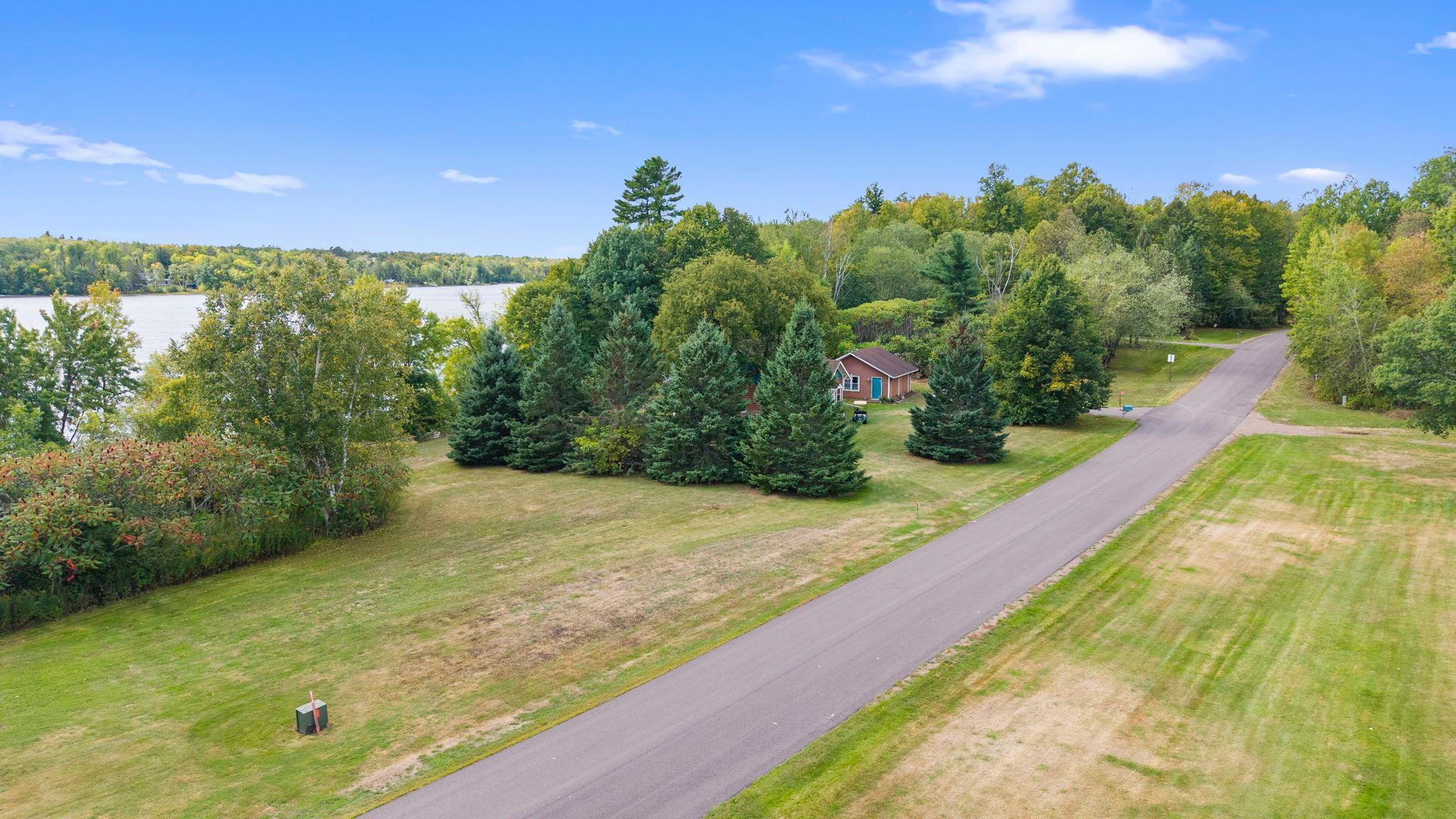 main property photo 12