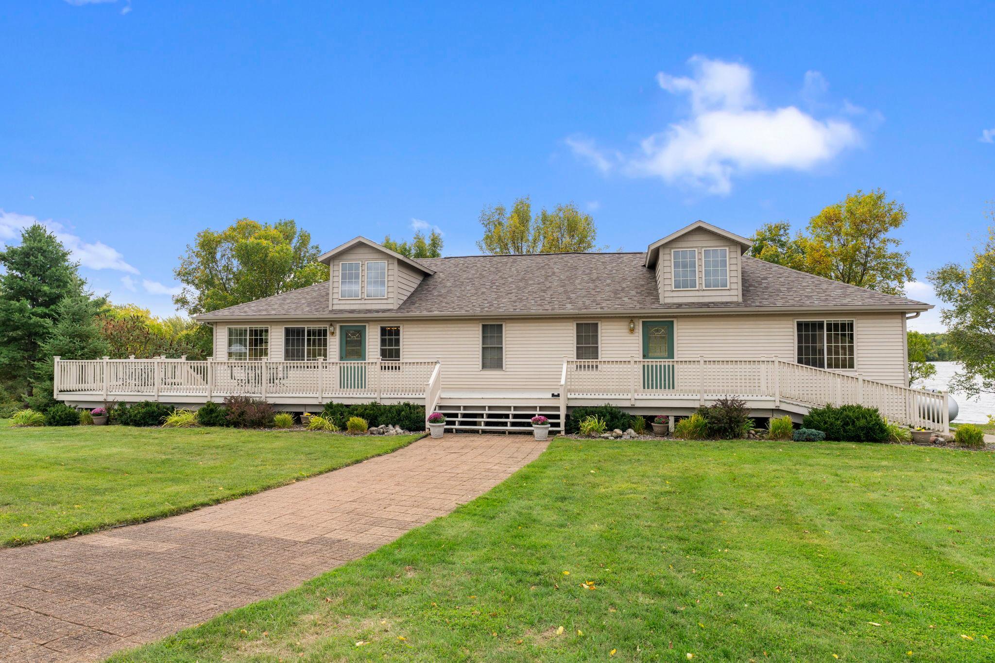 main property photo 25