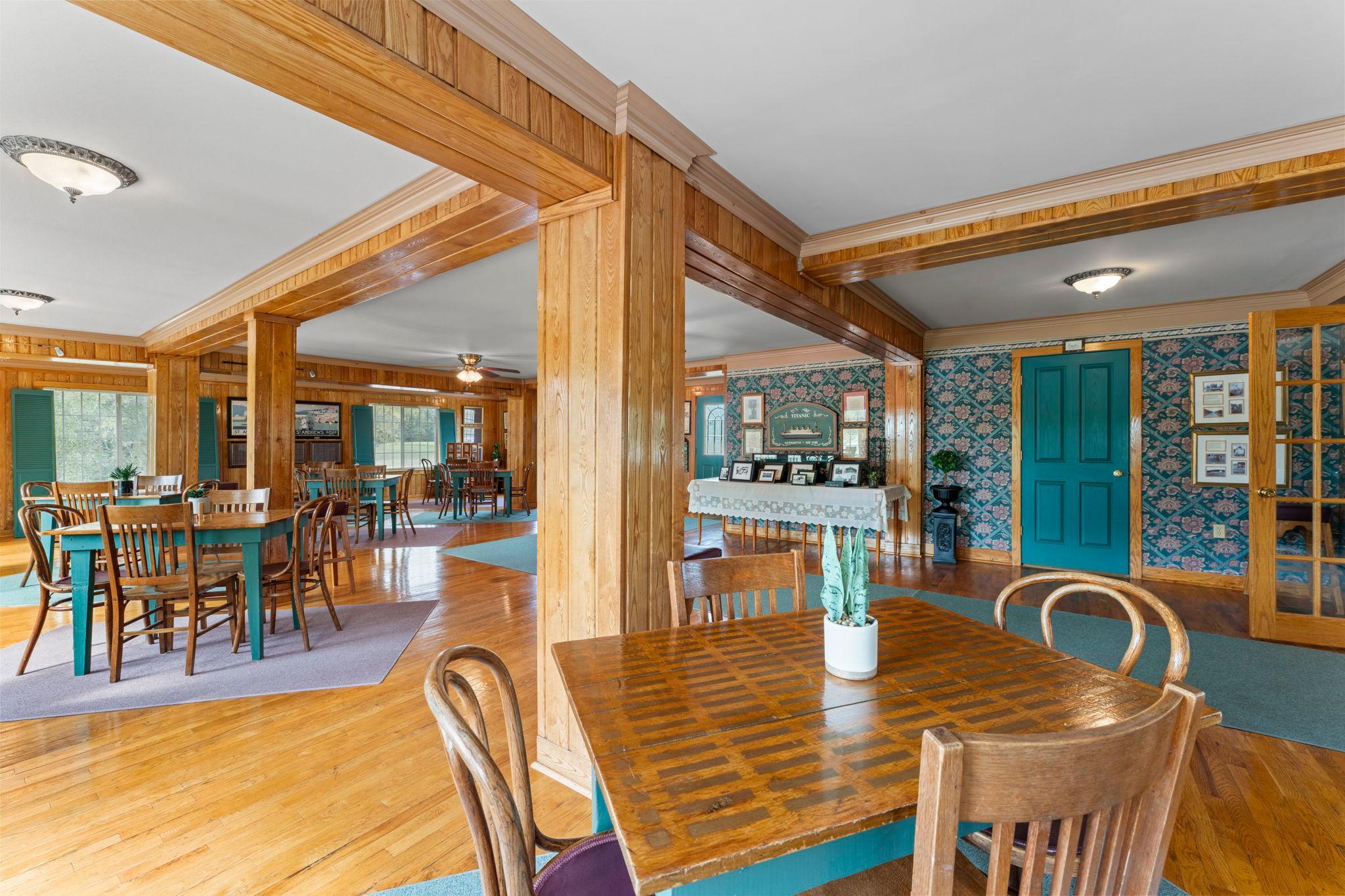 main property photo 37