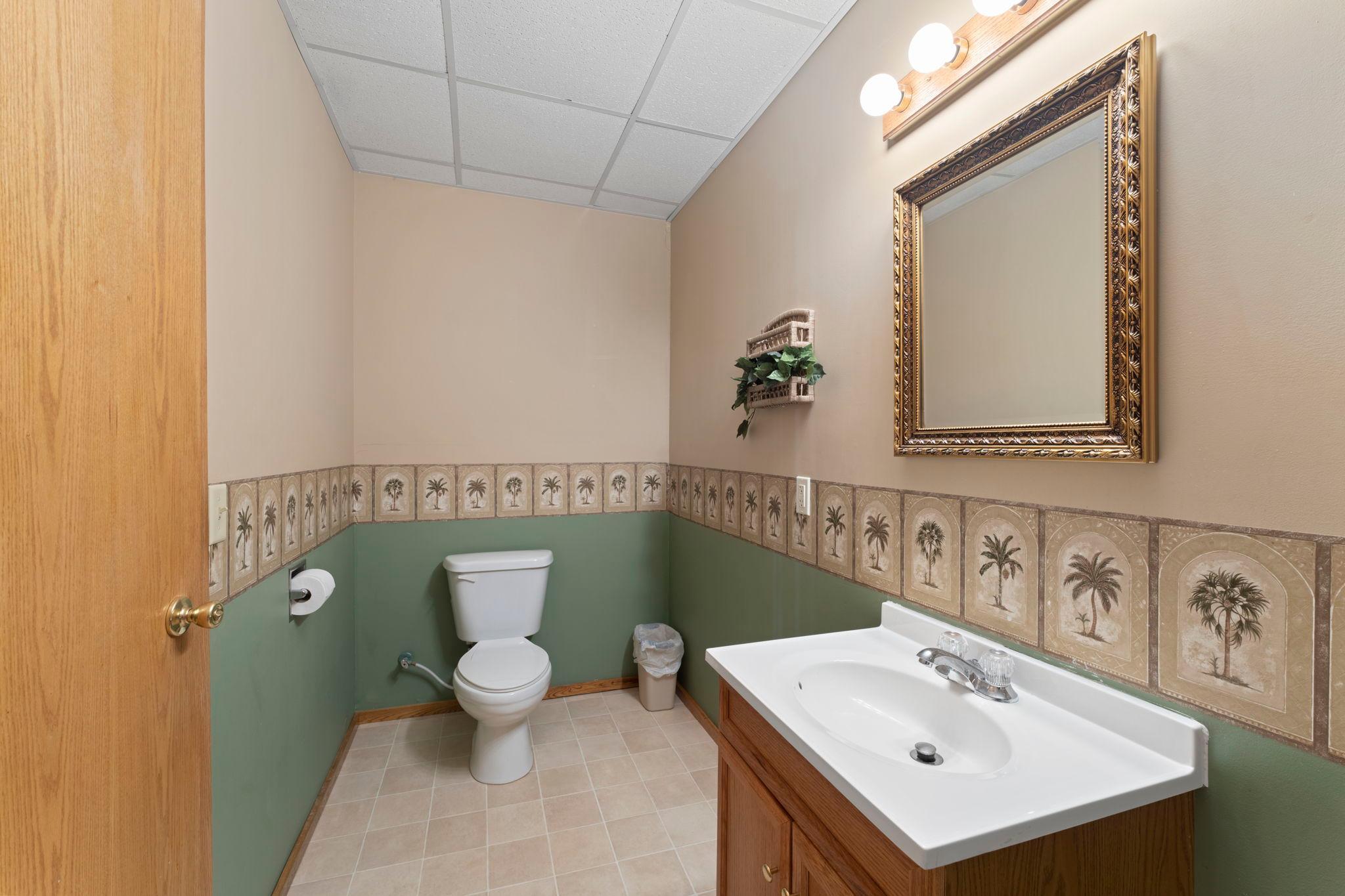 main property photo 78