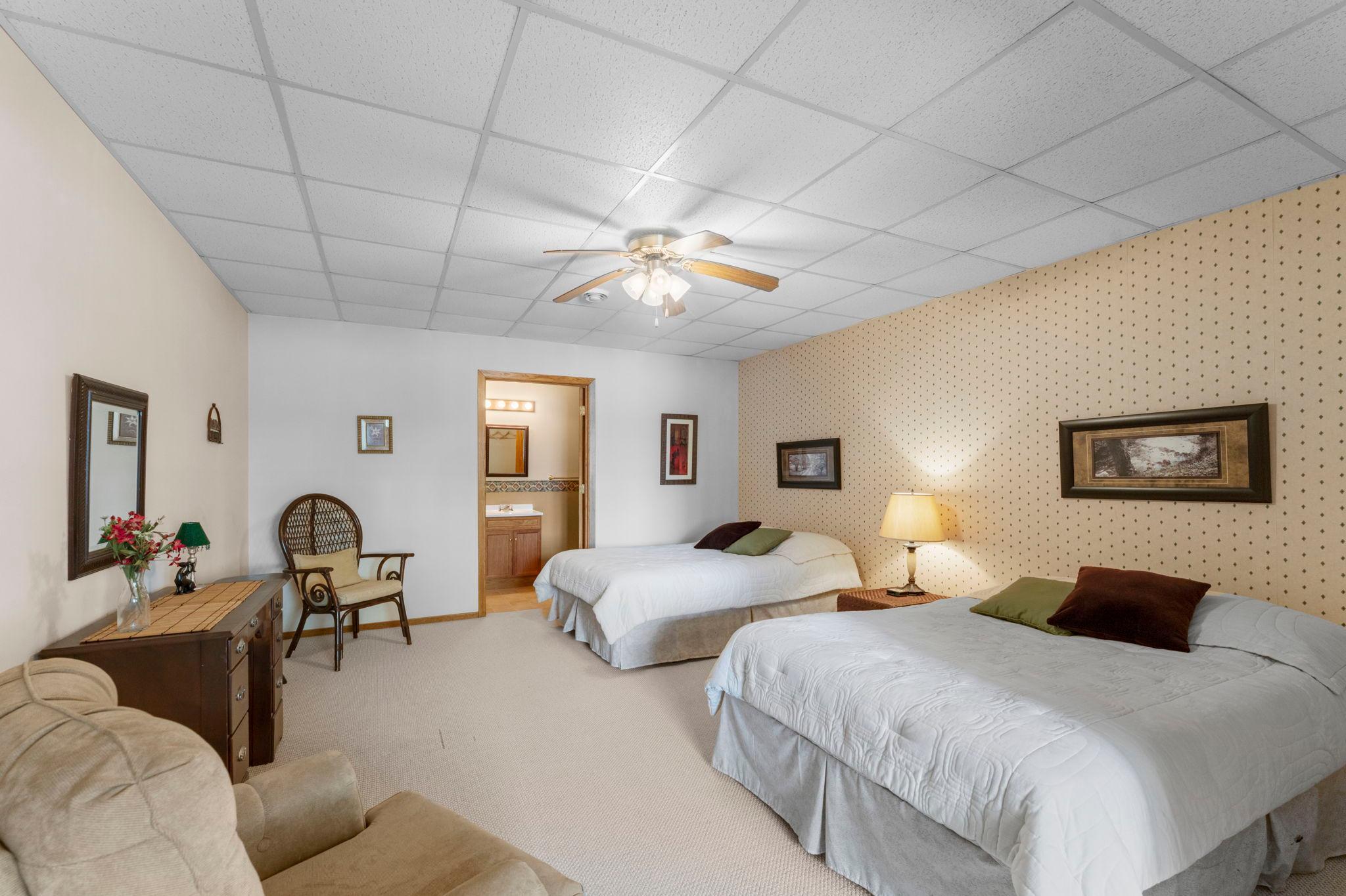 main property photo 81
