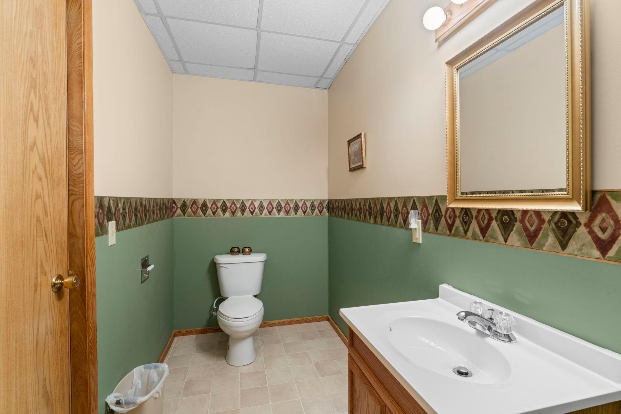 main property photo 90