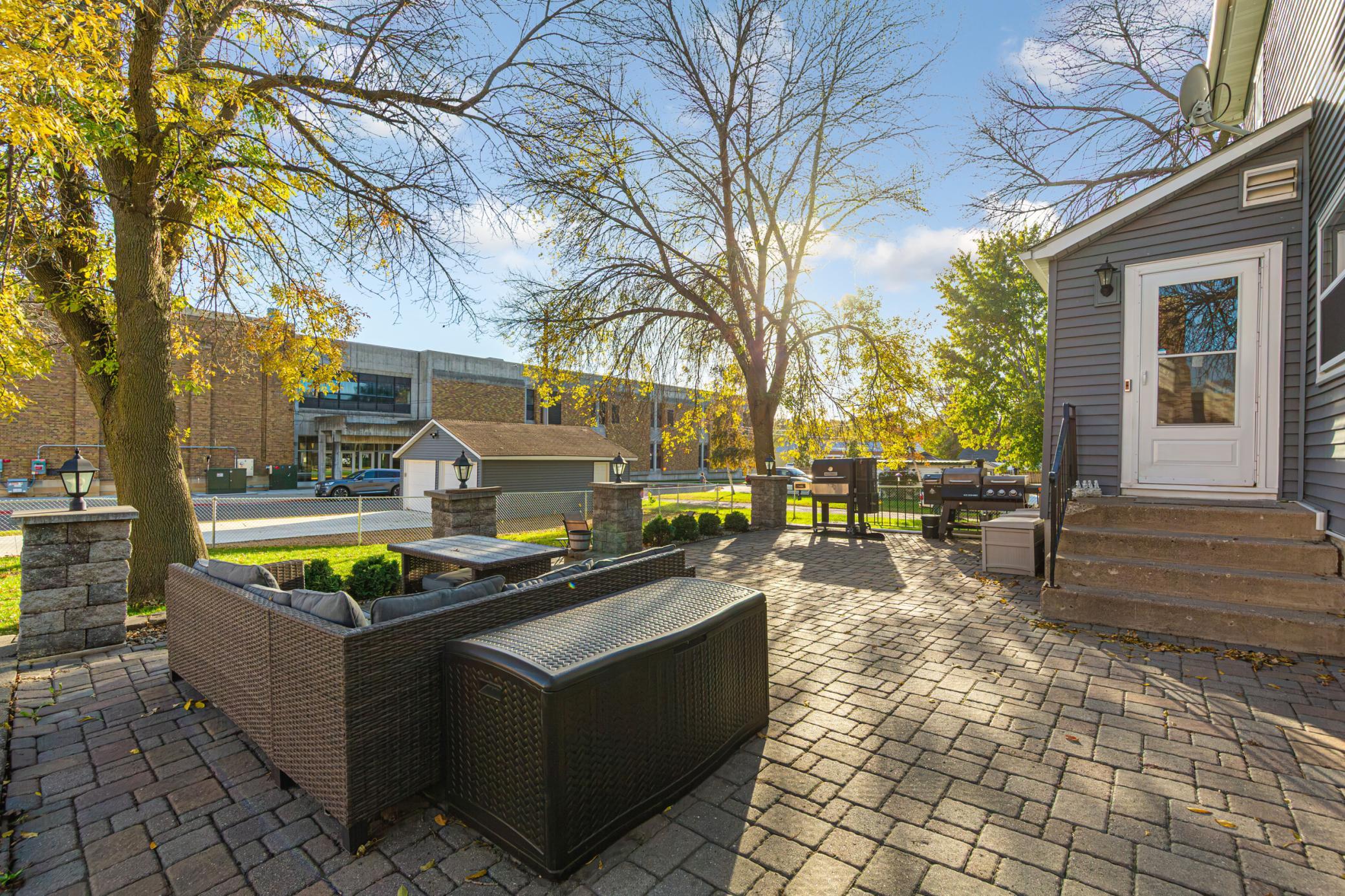 main property photo 5