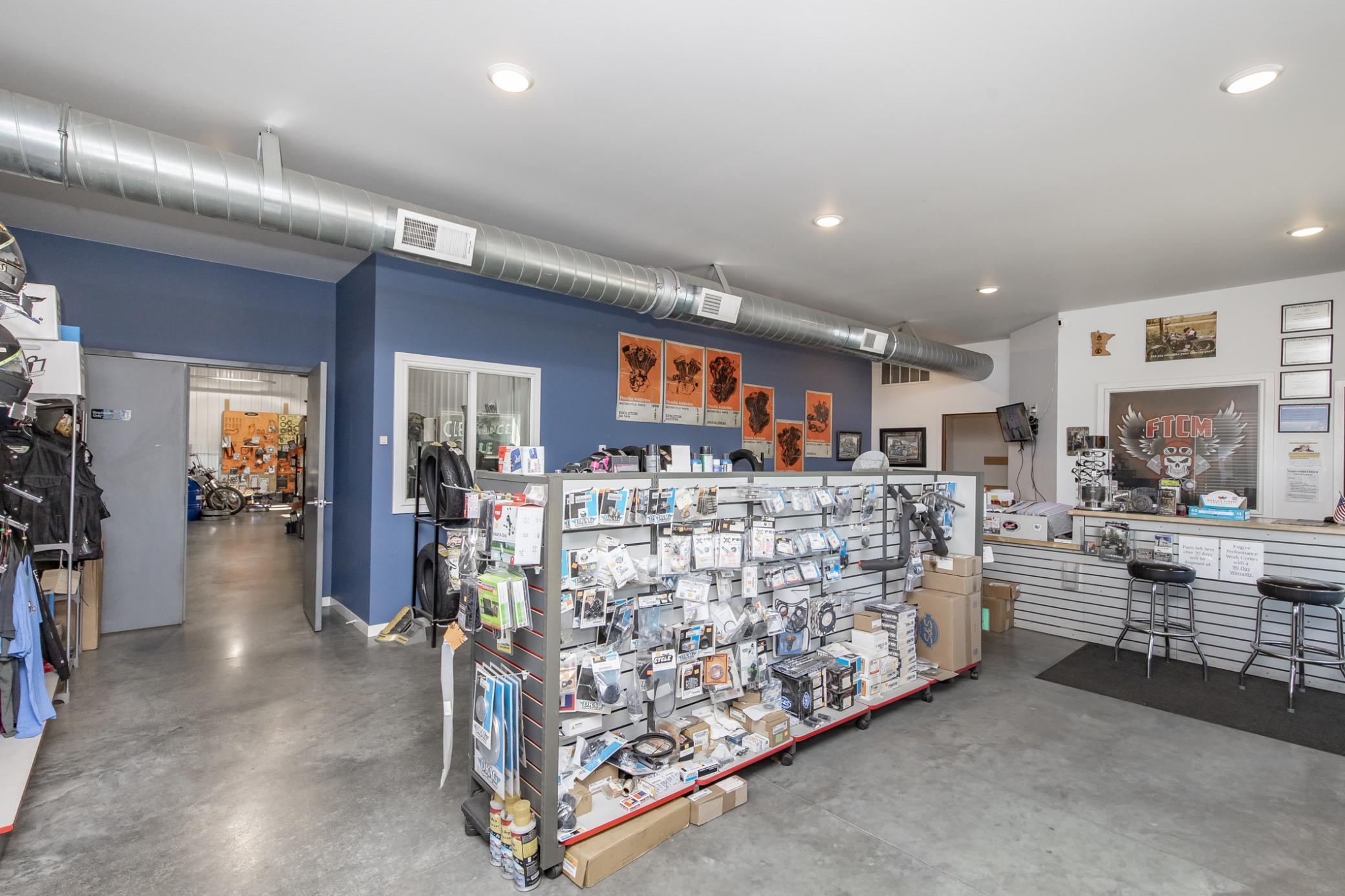 main property photo 8
