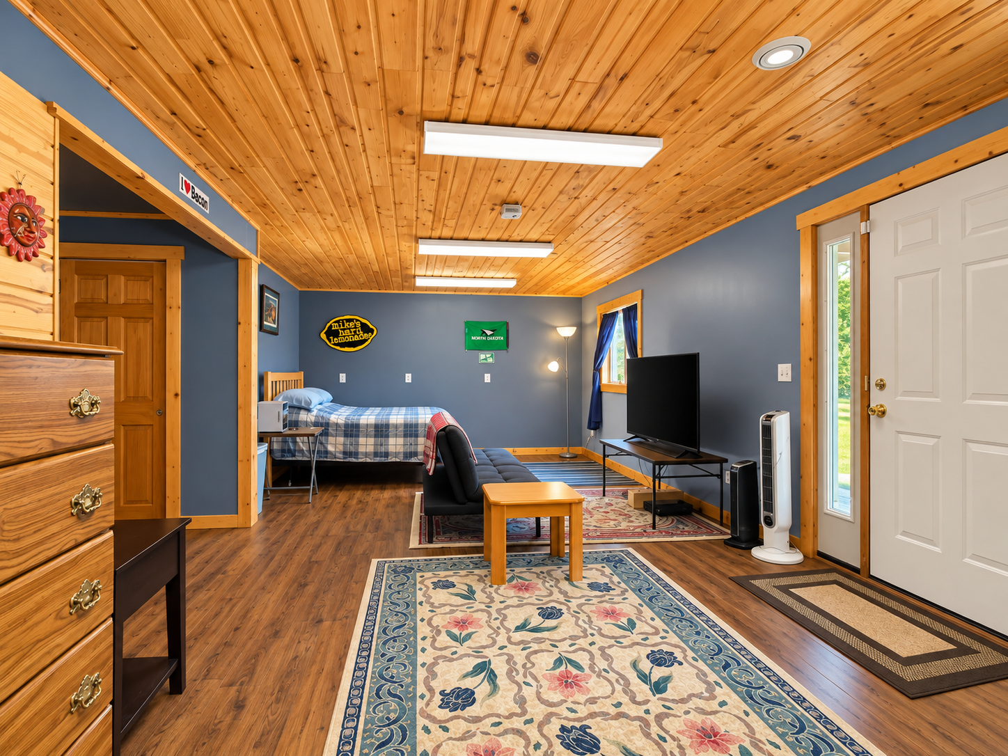 main property photo 36