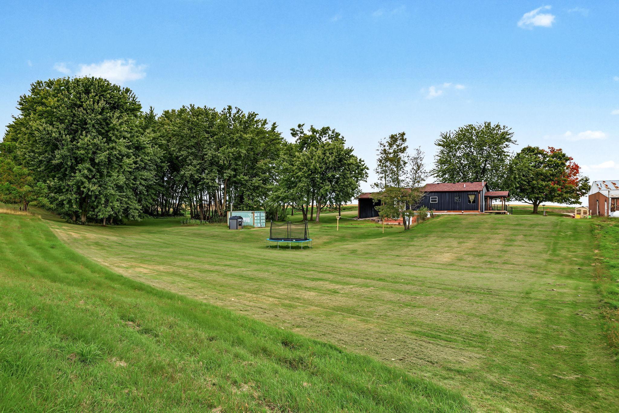 main property photo 37