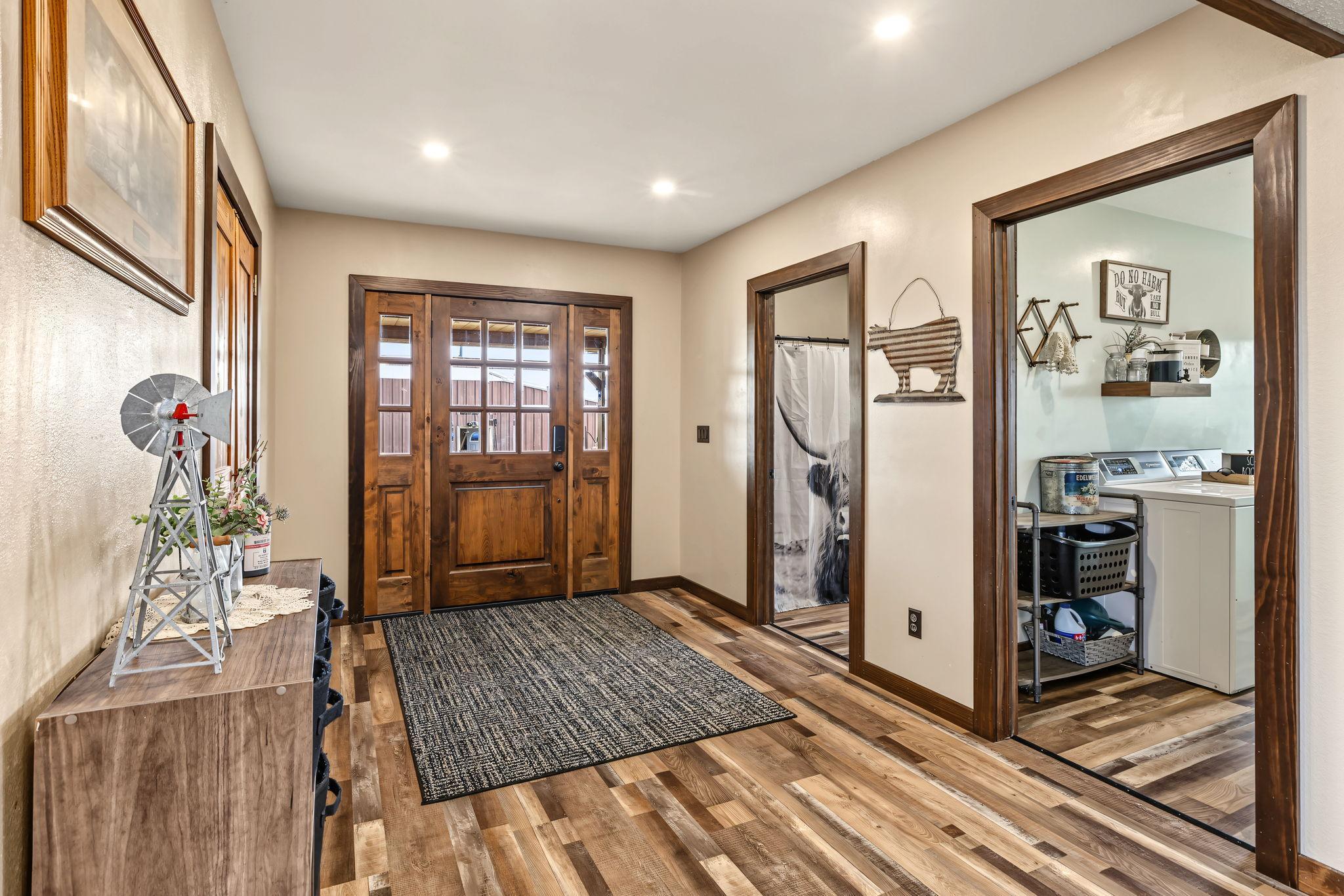 main property photo 6