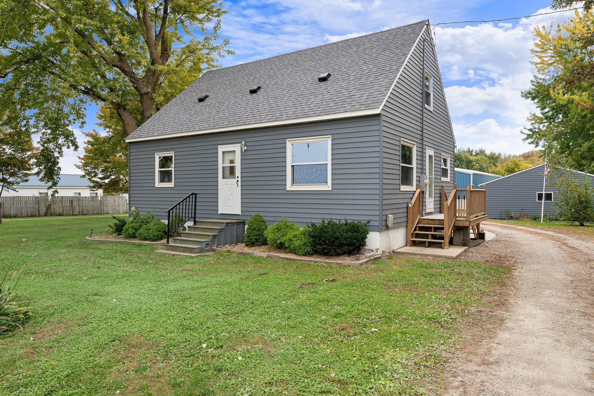 main property photo 12