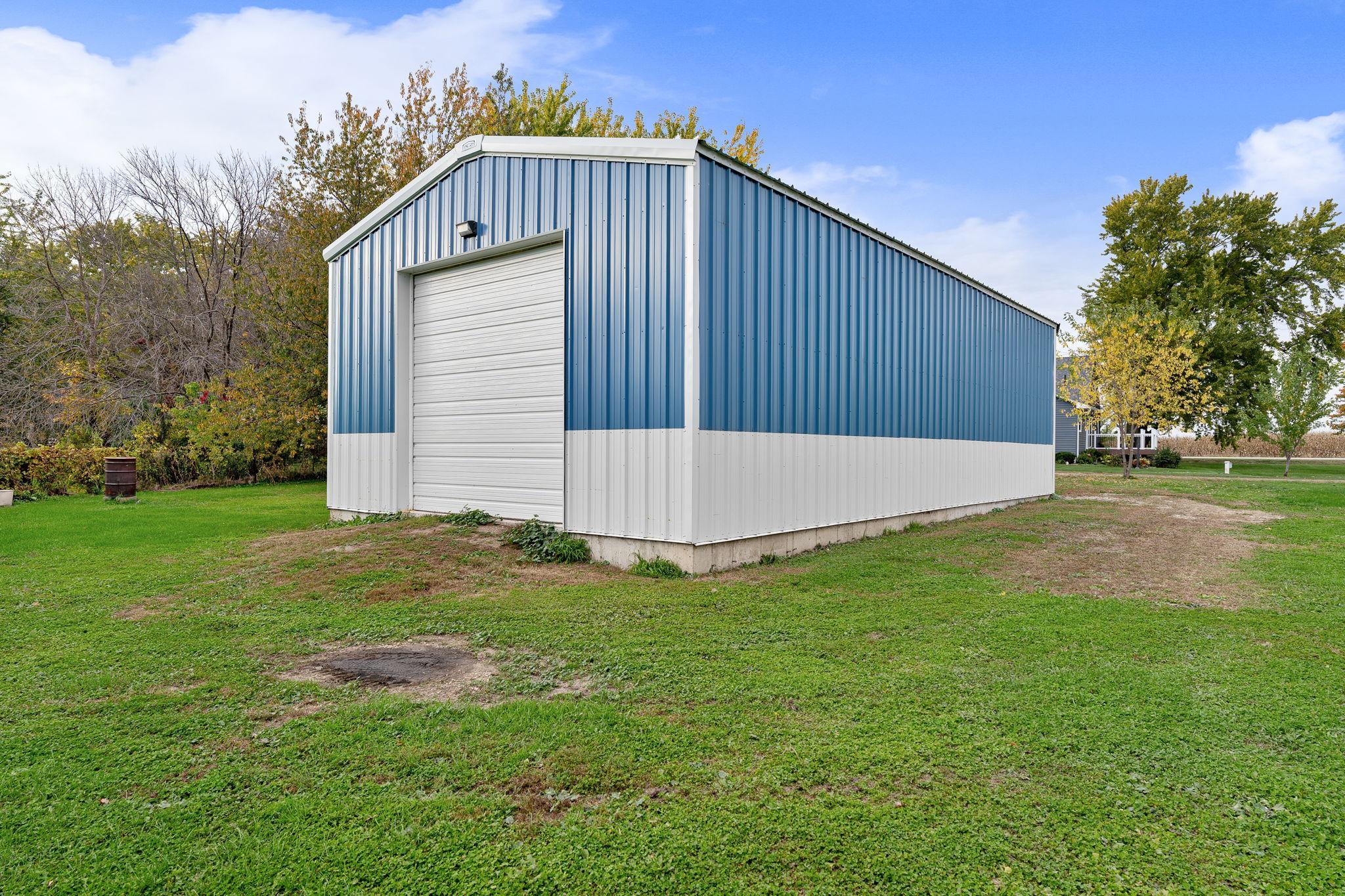 main property photo 16