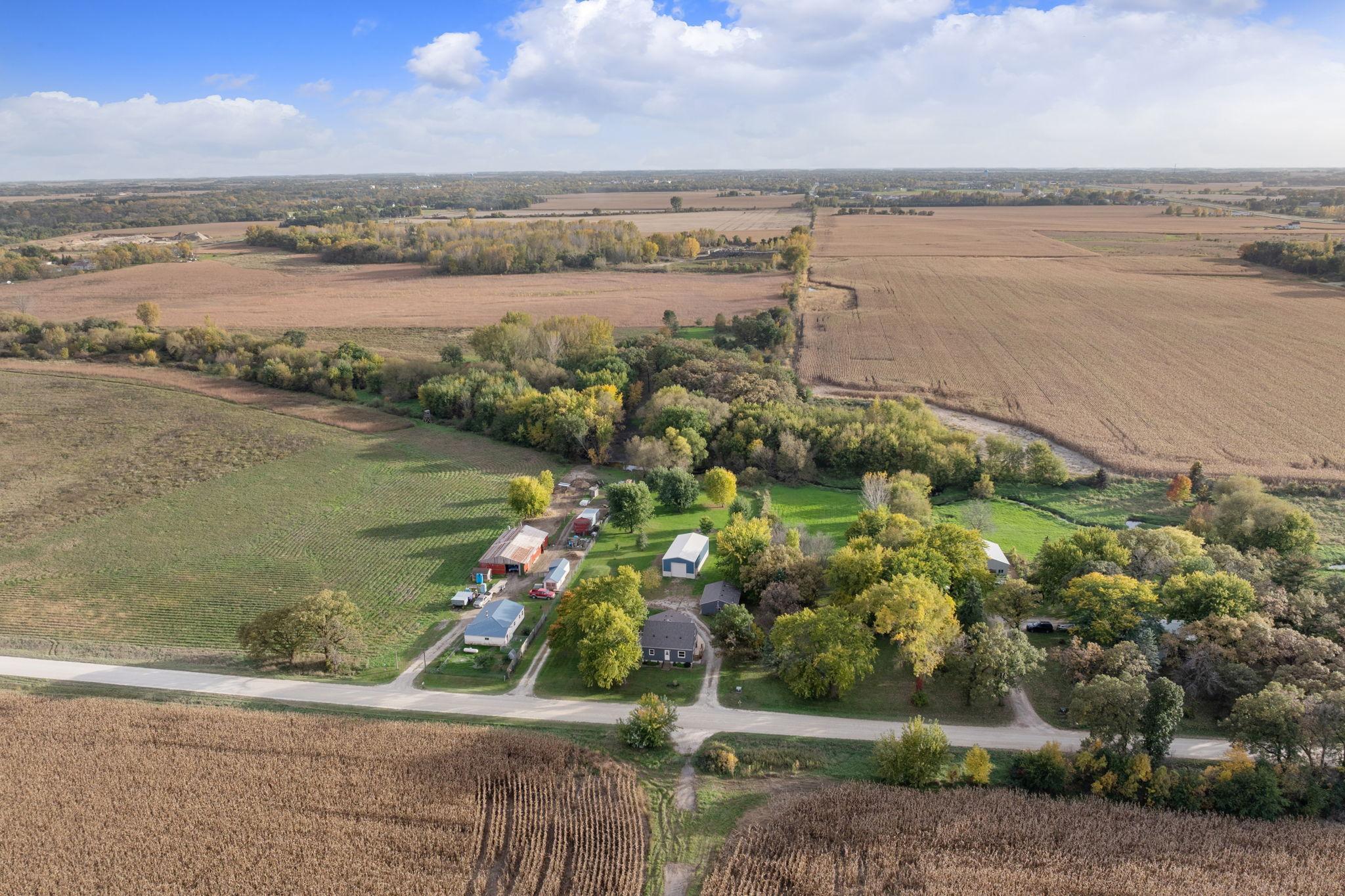 main property photo 22