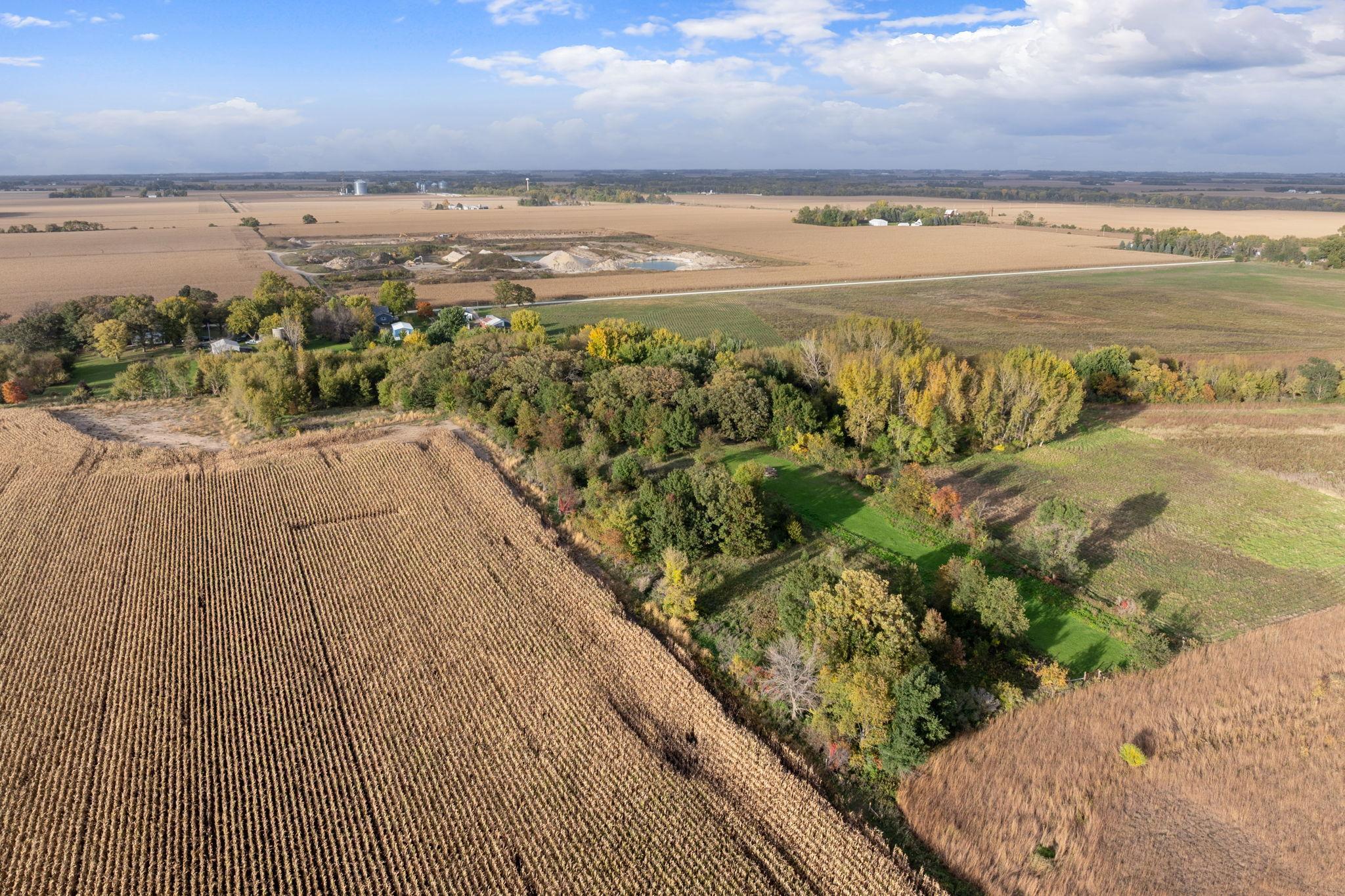 main property photo 26