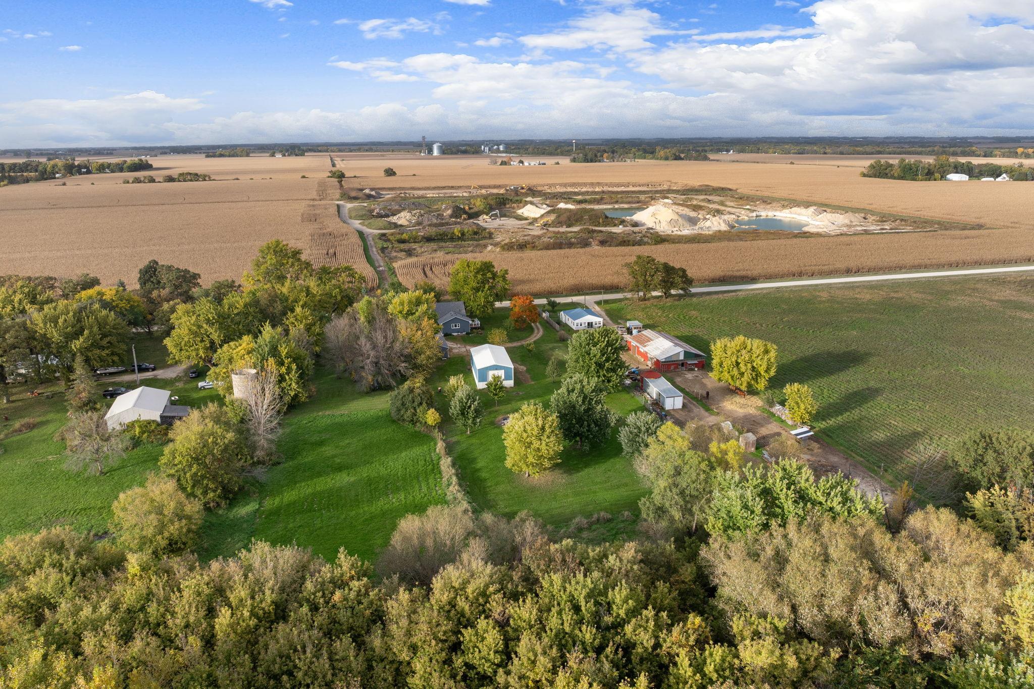 main property photo 29