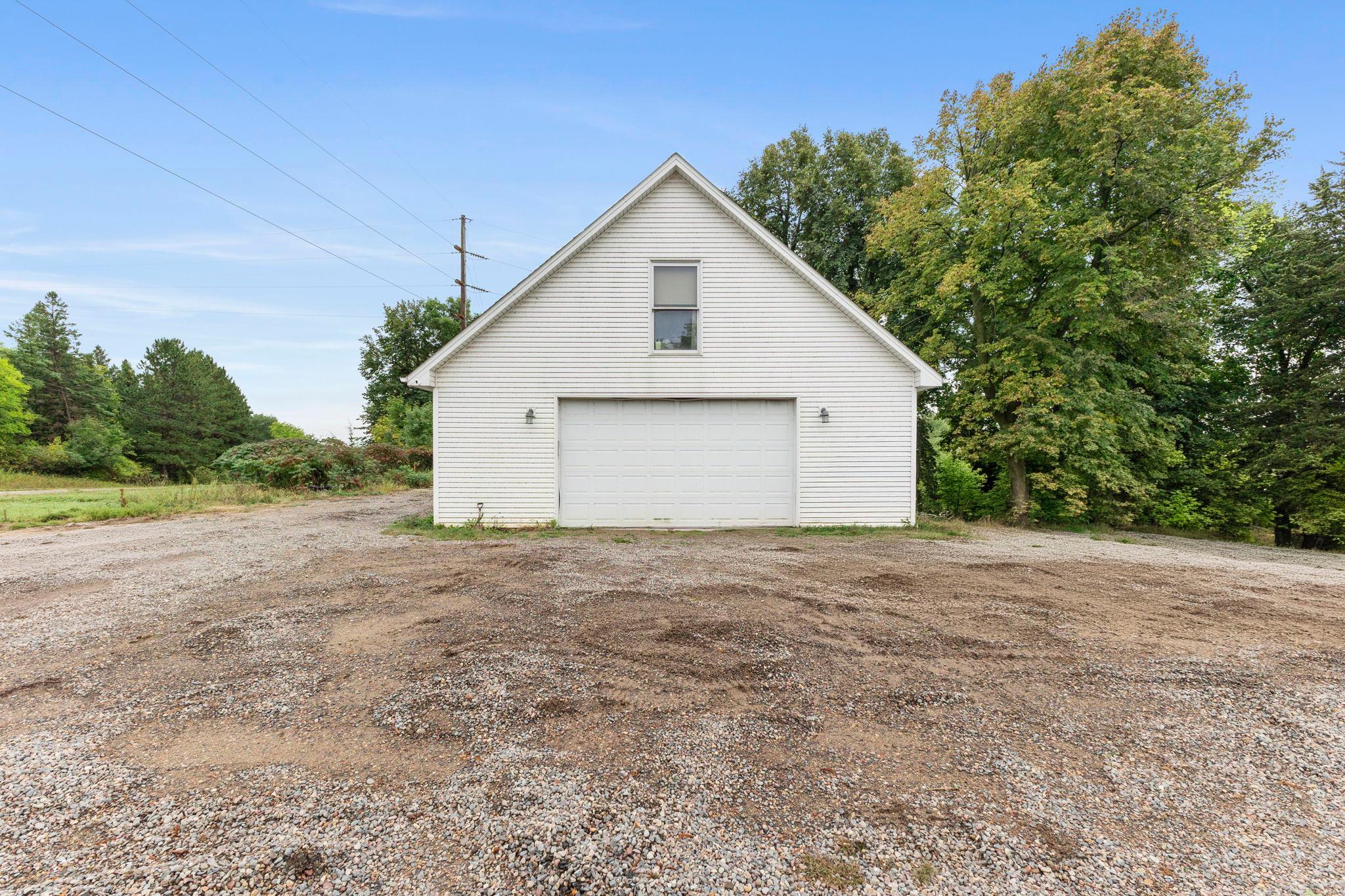 main property photo 113
