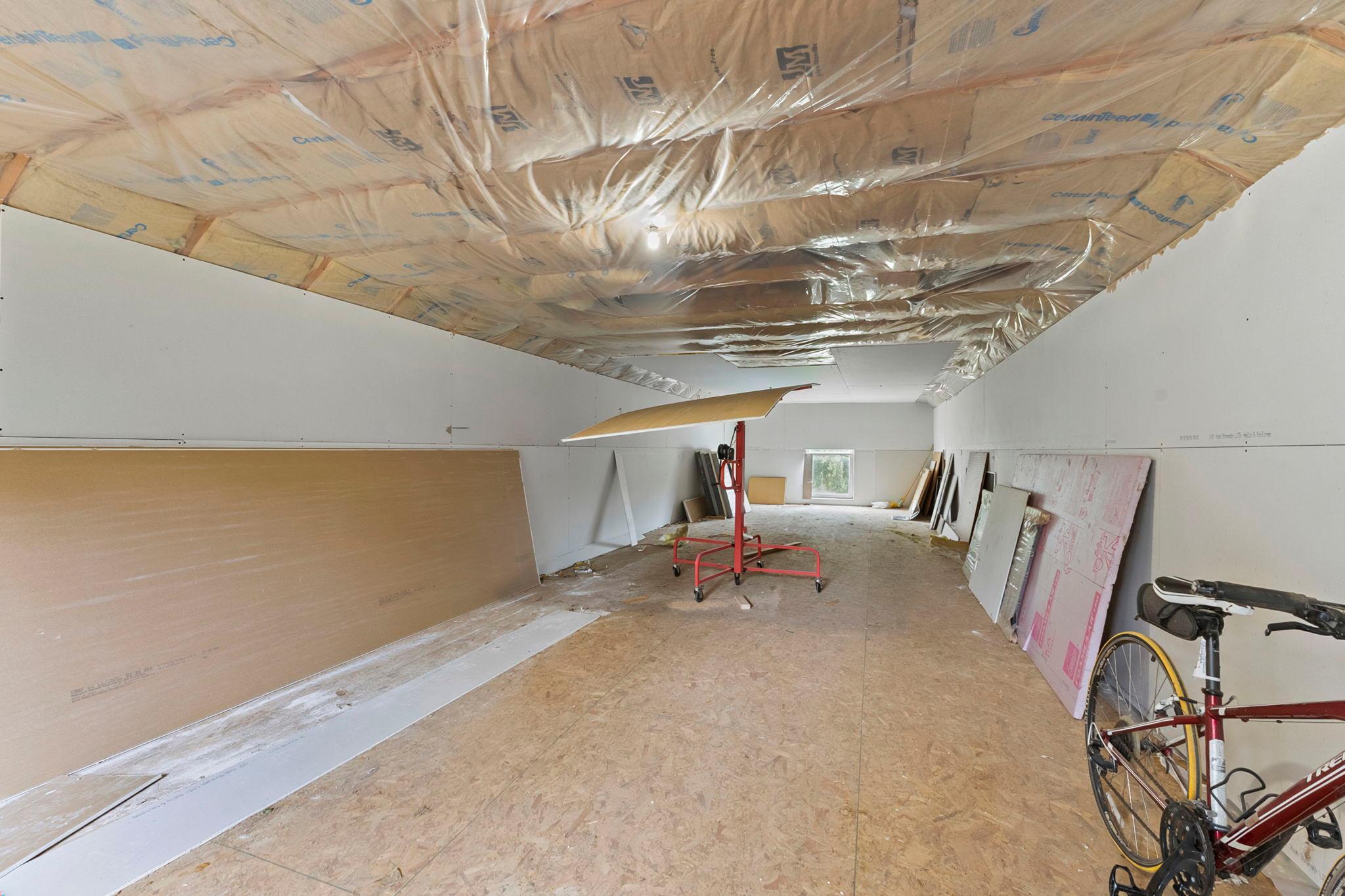 main property photo 120
