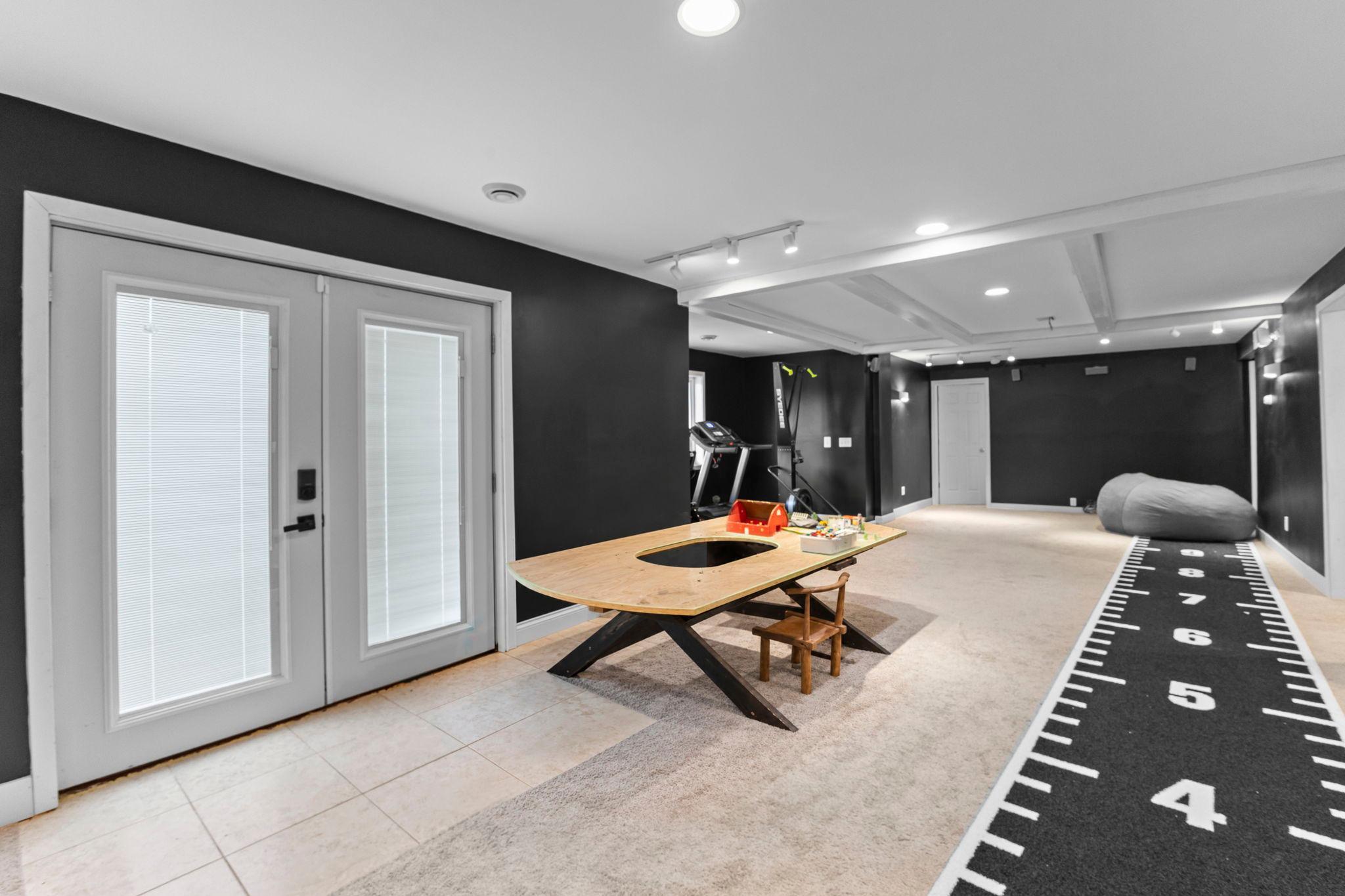 main property photo 80