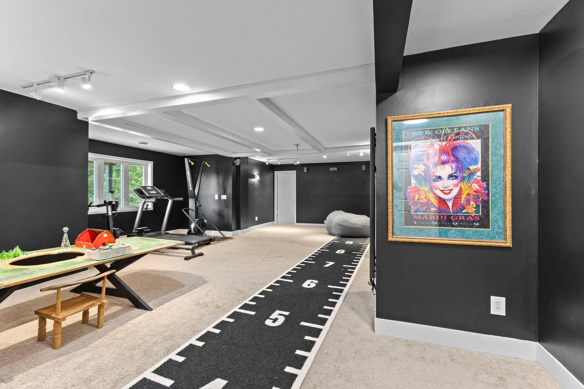 main property photo 81