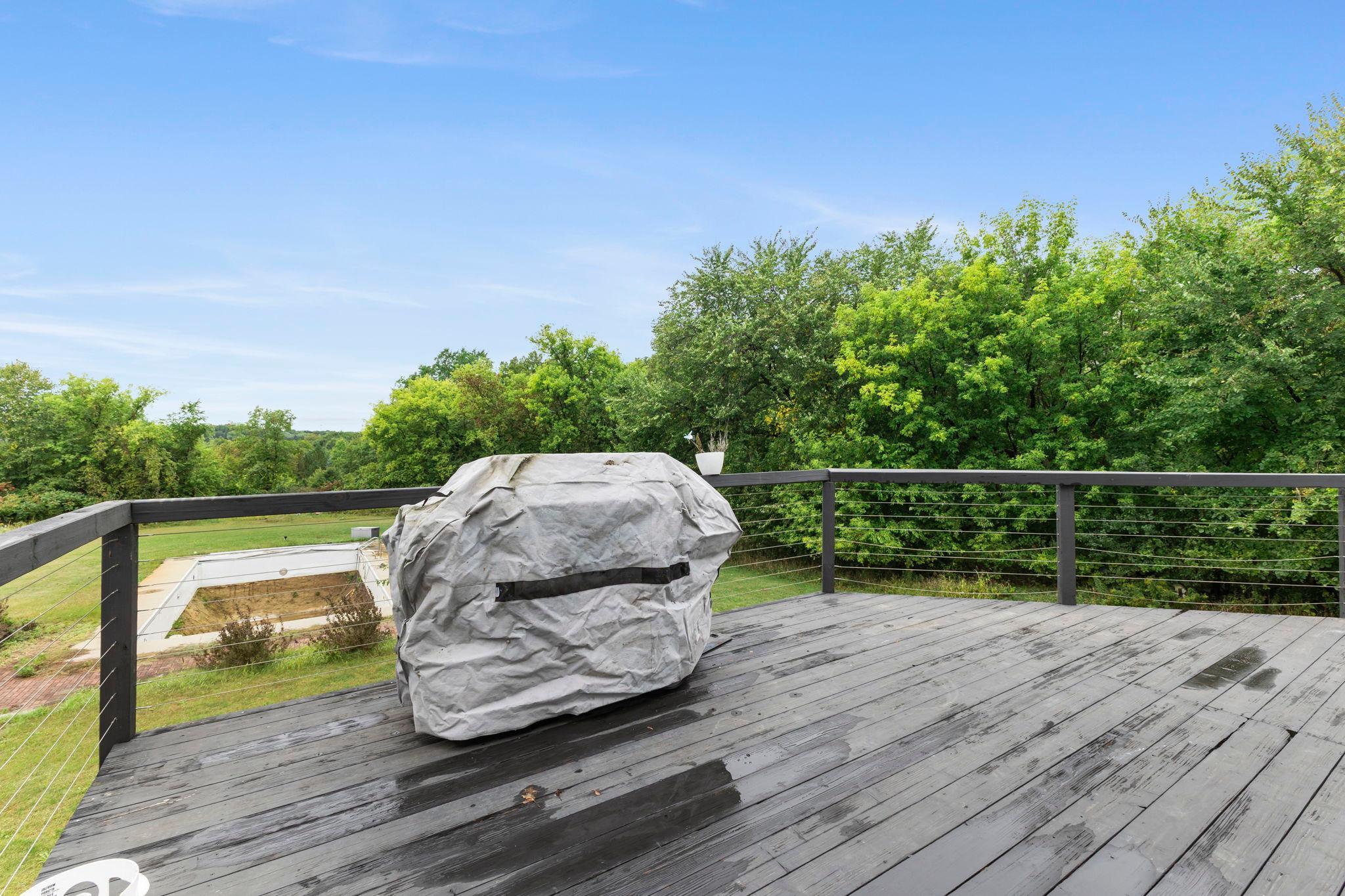 main property photo 94