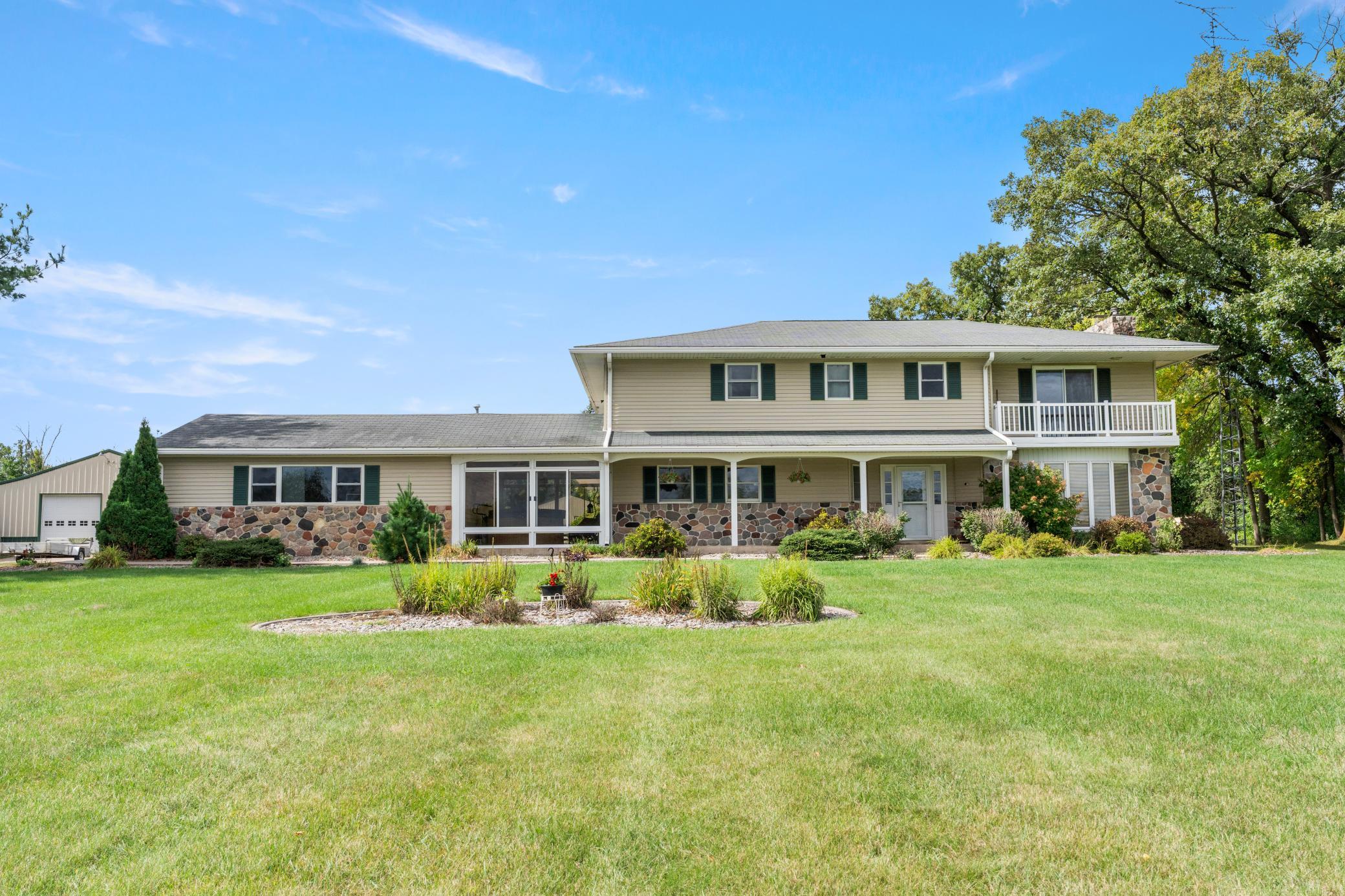 main property photo 6
