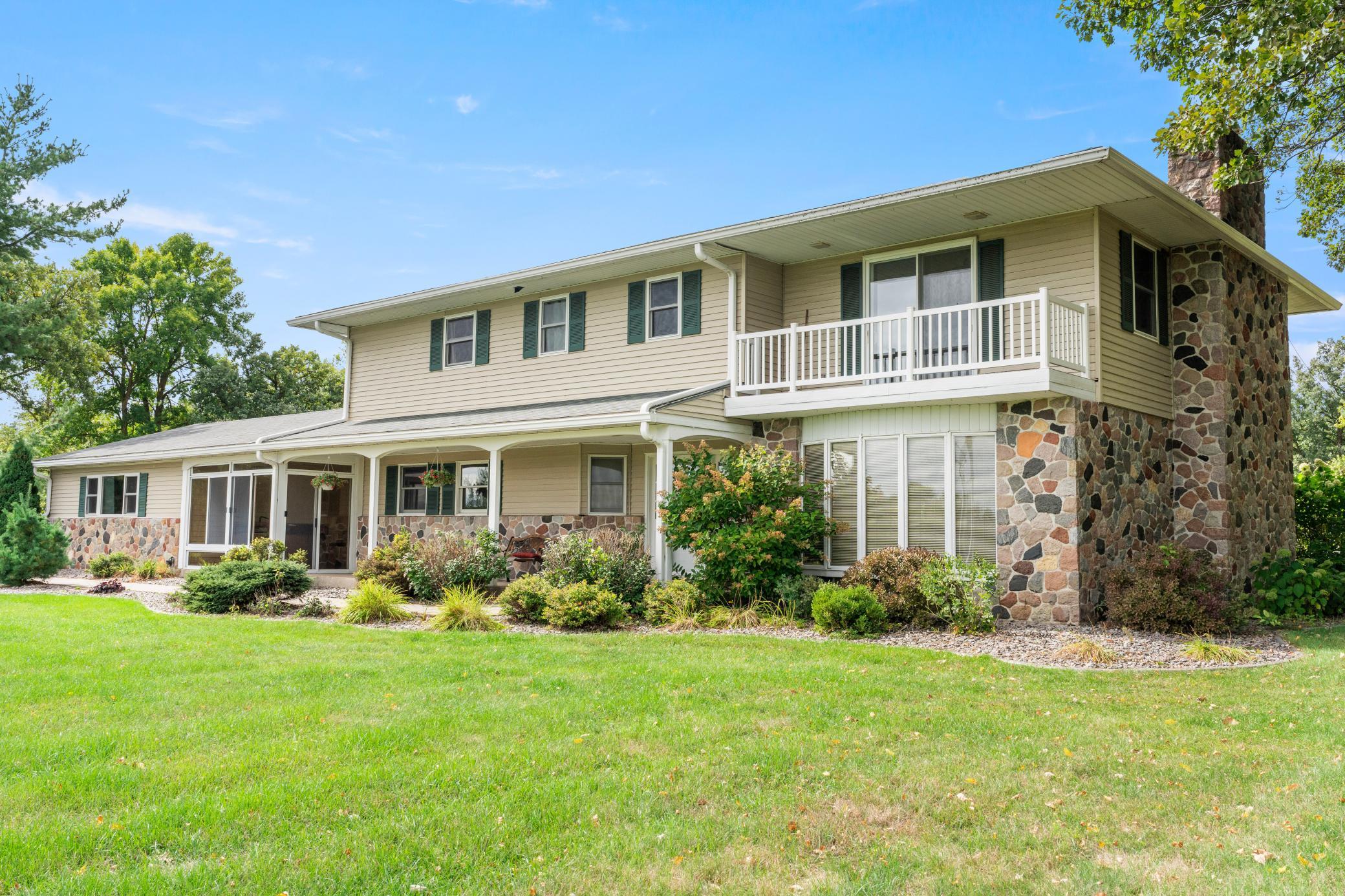 main property photo 7