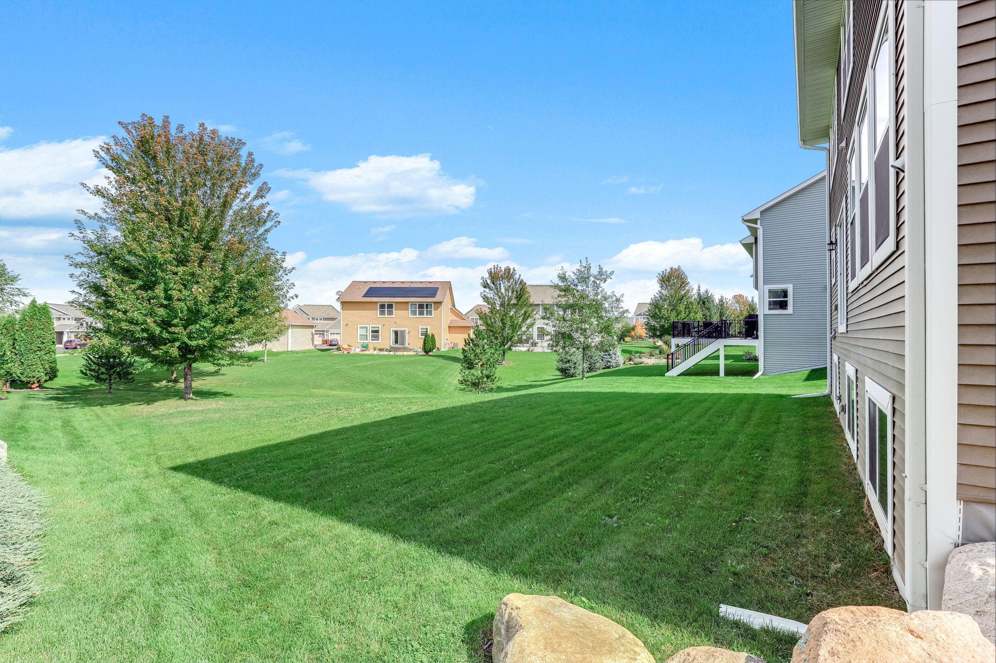 main property photo 23