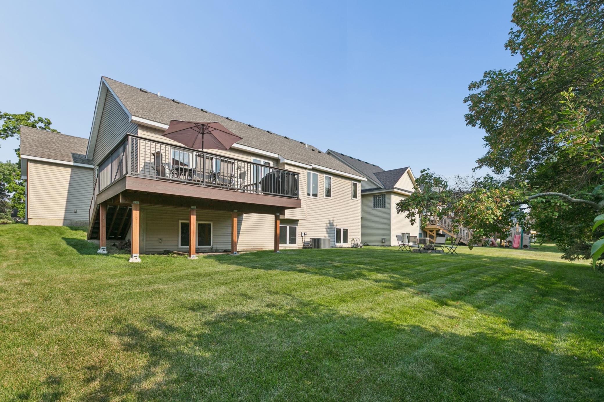main property photo 27
