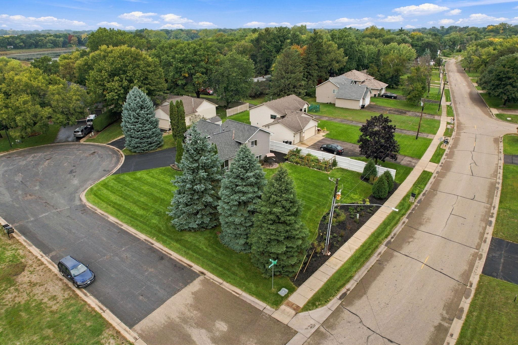 main property photo 41