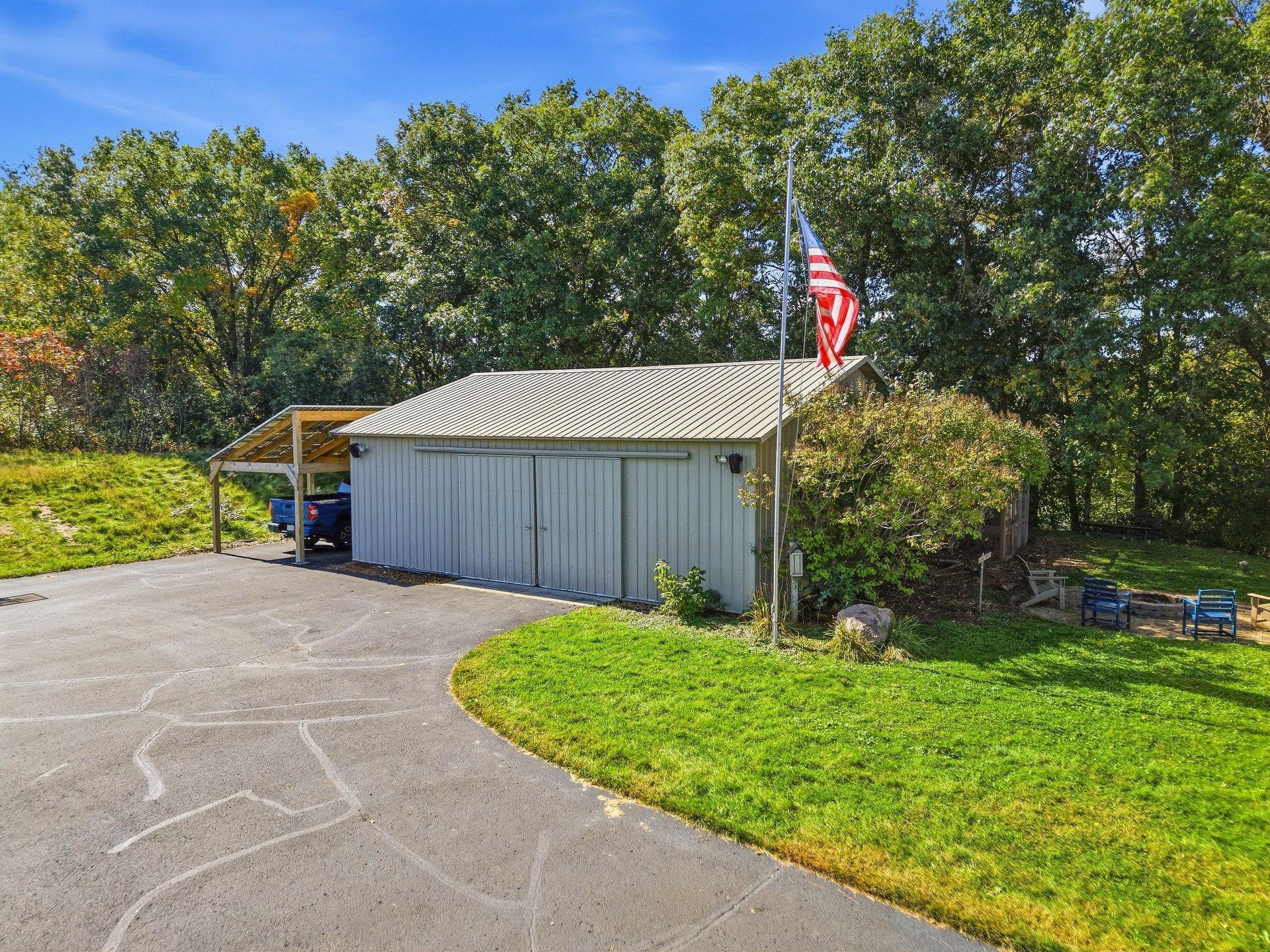 main property photo 36