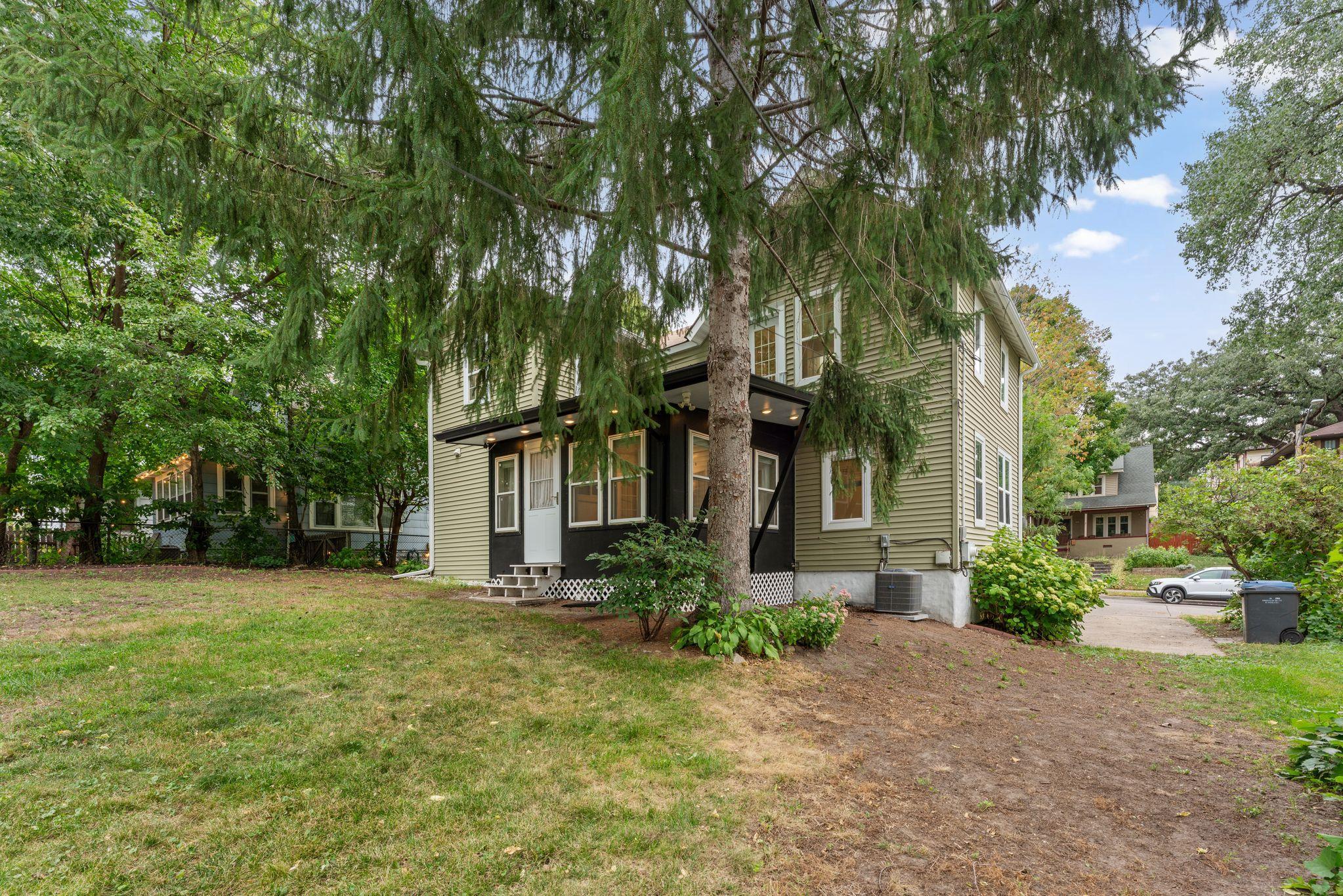 main property photo 29